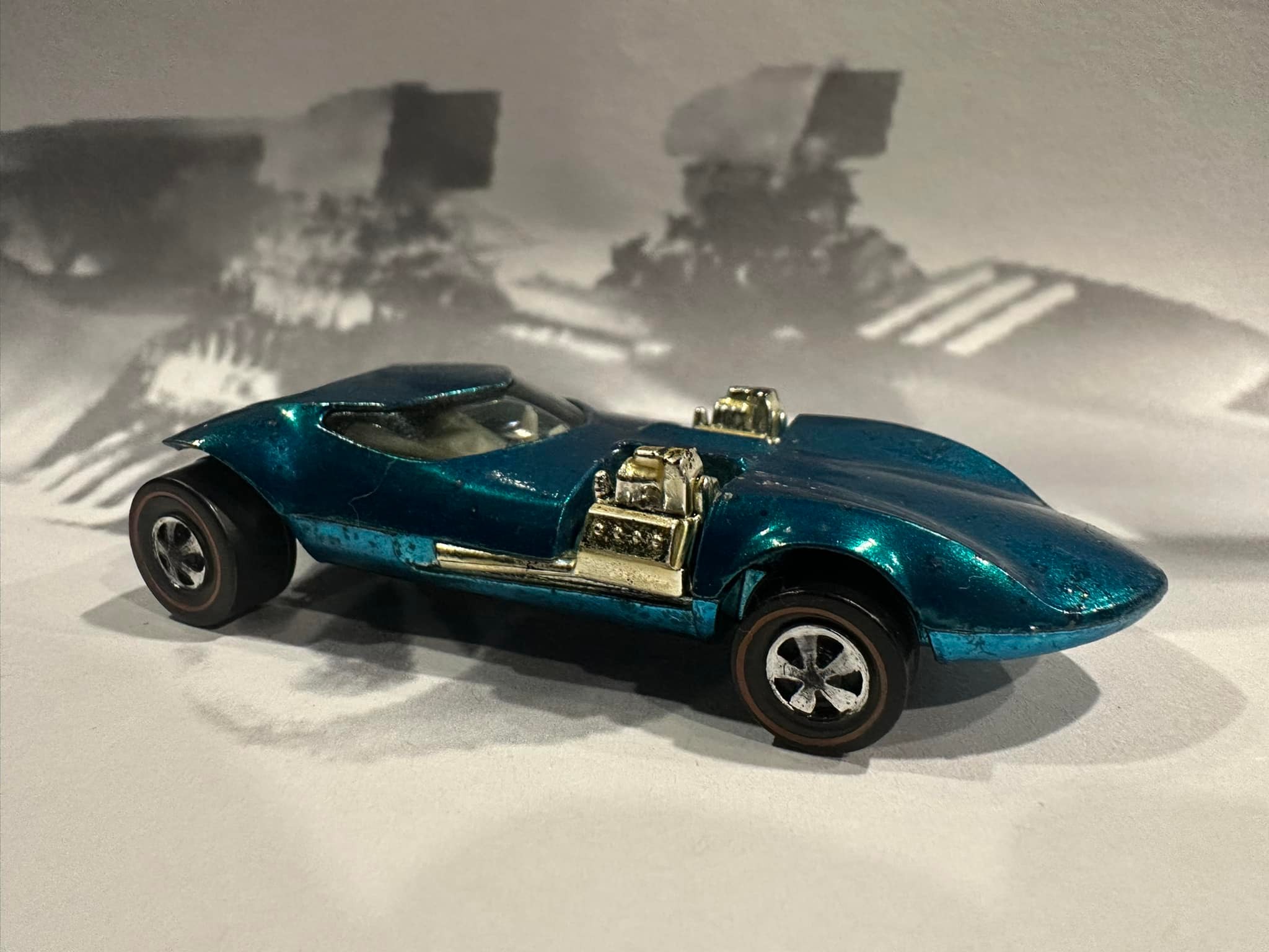 Hot Wheels 'Legends to Life' Twin Mill scale 1:24
