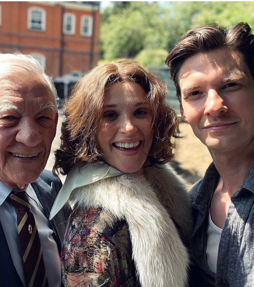 British - Ian McKellen, Gemma Arterton and Ben Barnes behind the scenes ...