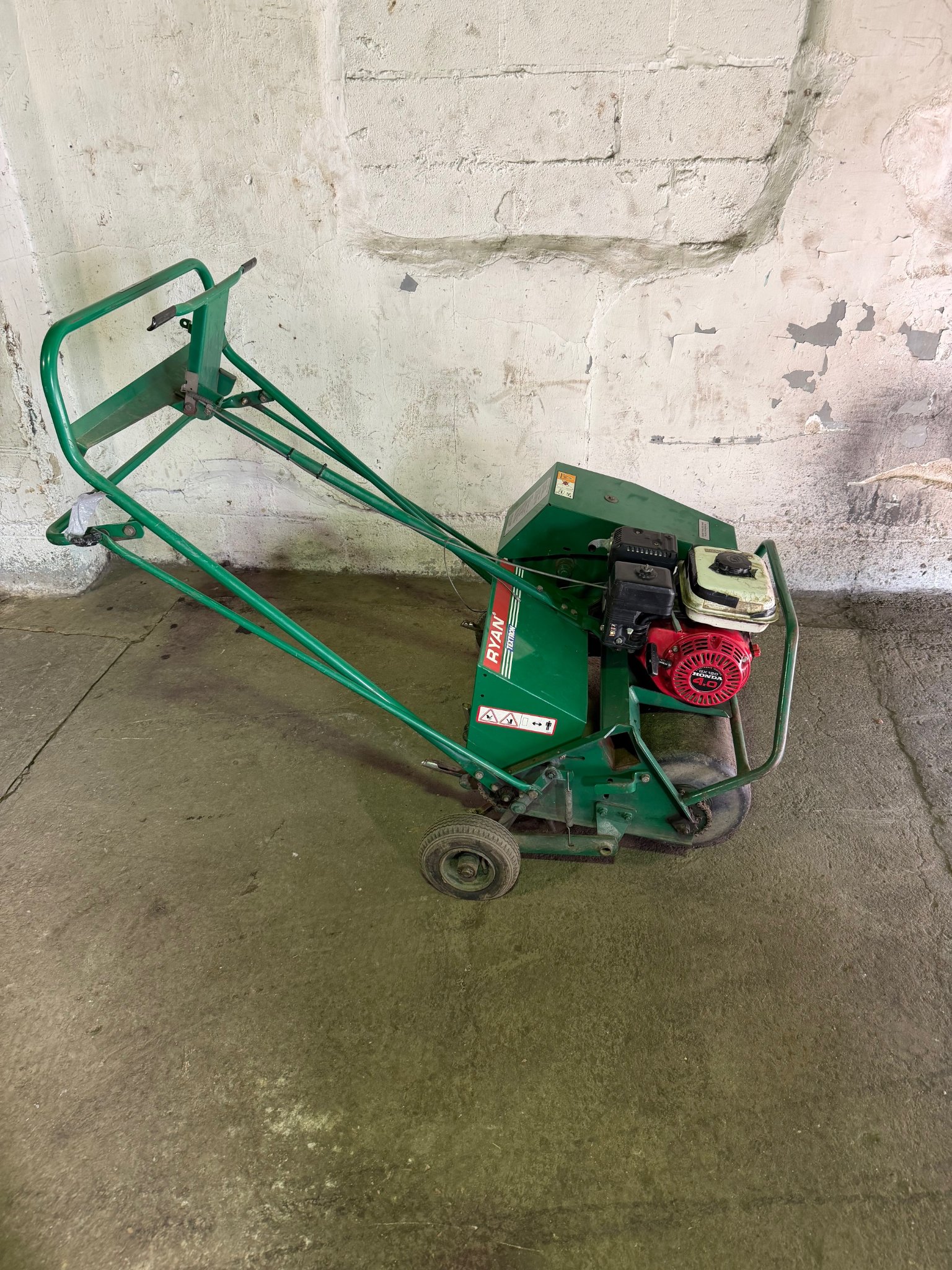 STIHL, Skagg, Lesco, ExMark Mowers, Aerators, Dethatcher, Edger, Blower ...