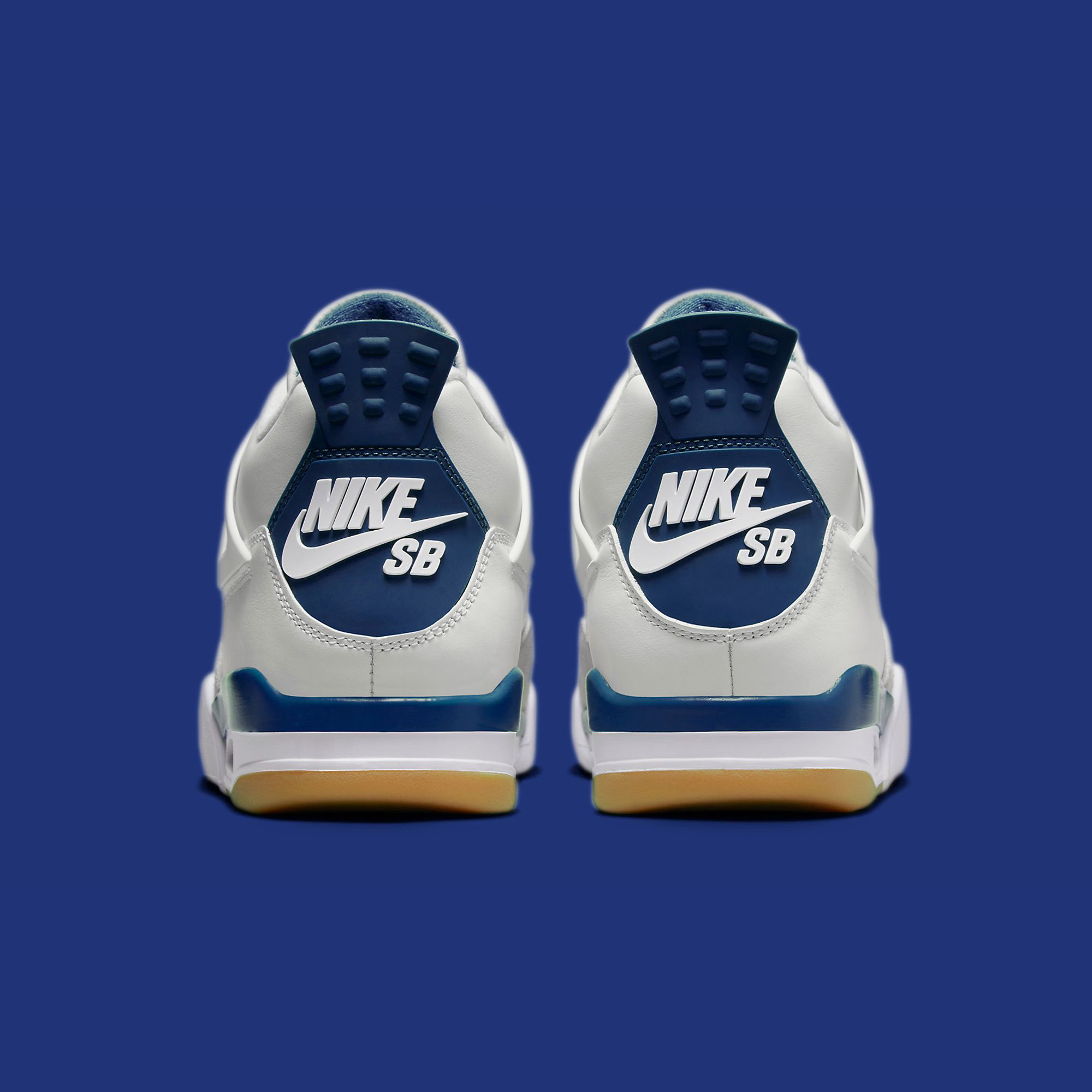 Detailed look at the Nike SB x Air Jordan 4 “White/Navy” set for 
