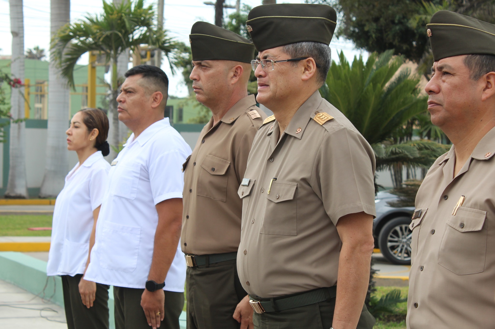 📢 VISITA DE COMANDO AL... - Comando de Salud del Ejército