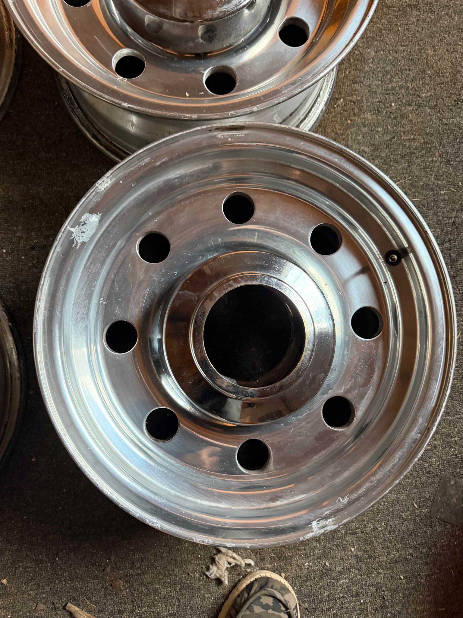1996 F250 original polished rims. 60000 miles on them before changed ...