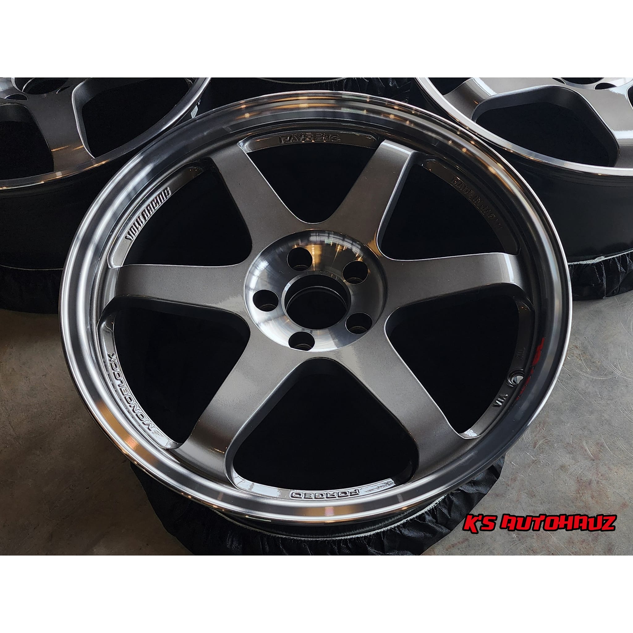 K's AutoHauz - WORK Emotion ZR10 2P has landed! F: 20x10.5 +25 R: 20x12 ...