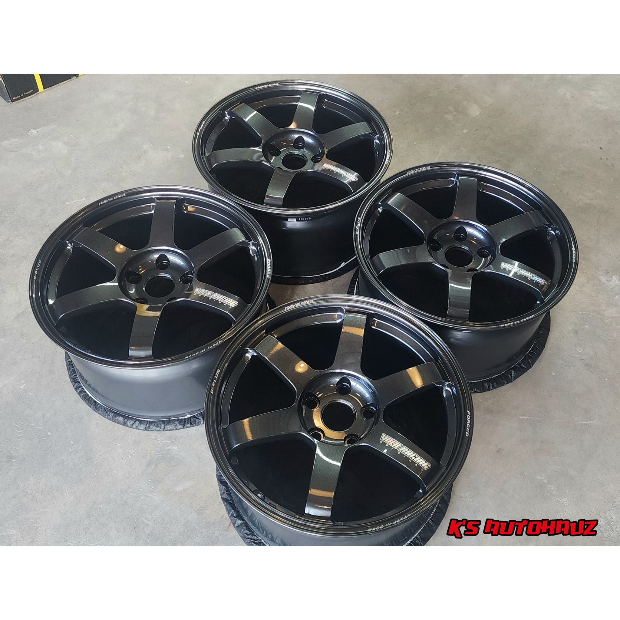 K's AutoHauz - WORK Emotion ZR10 2P has landed! F: 20x10.5 +25 R: 20x12 ...