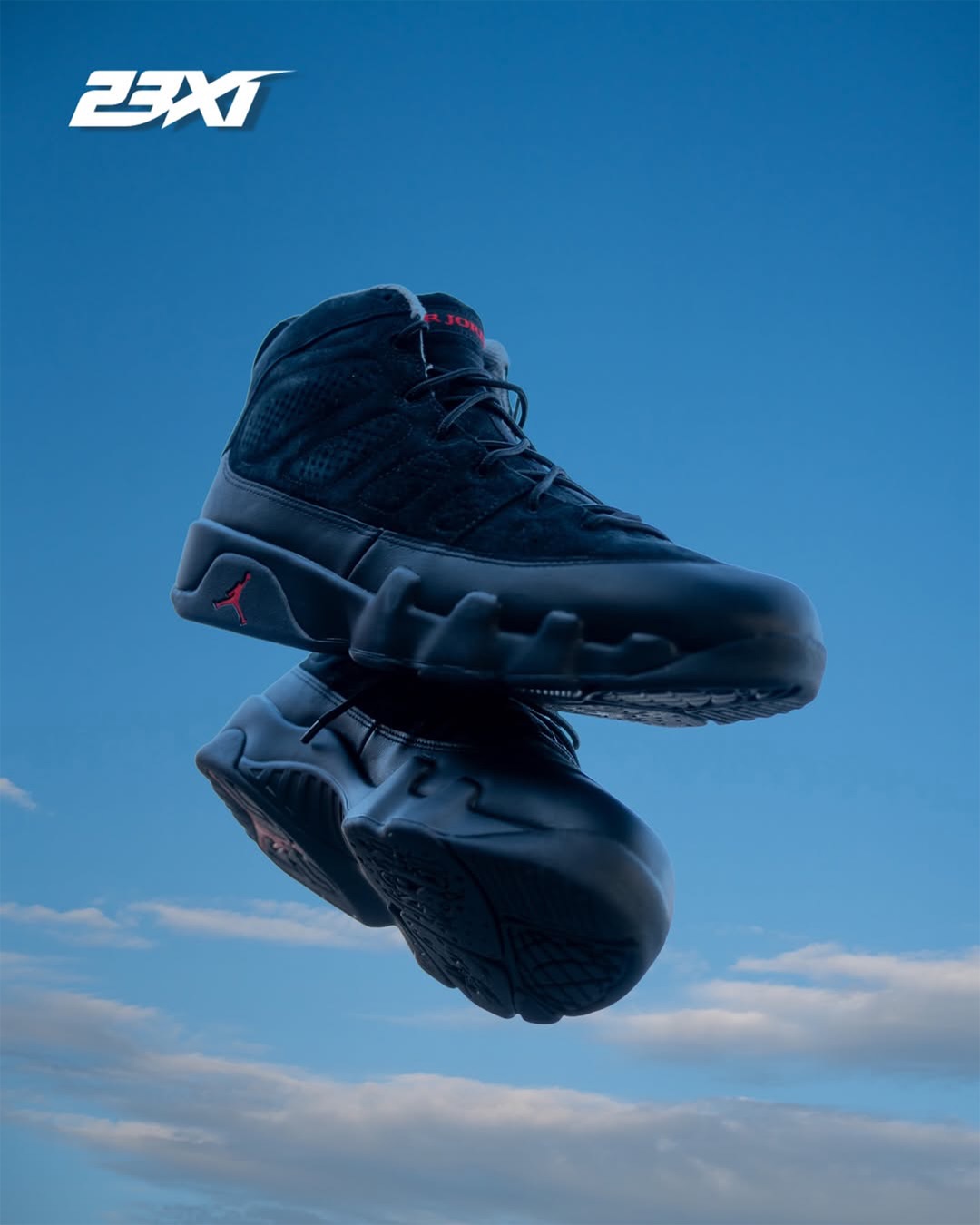 Tyler Reddick's pit crew debuted the Air Jordan 9 pit shoe last