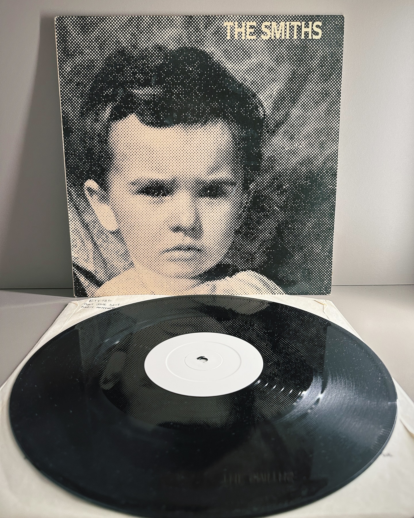 NEW IN: 🦘 🦘 🦘 The Smiths - That Joke Isn't Funny Anymore
