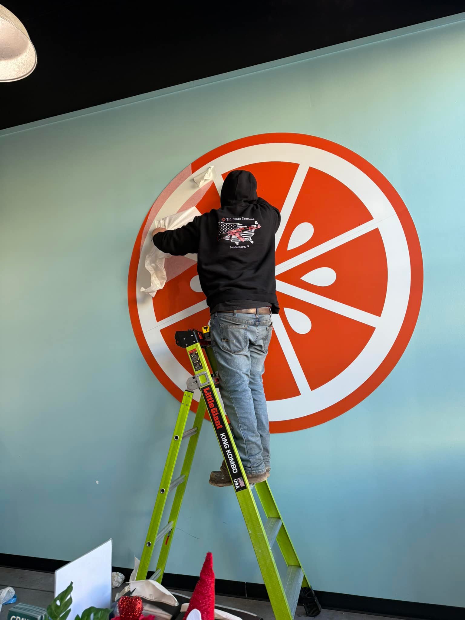 Lincoln Sign Co.