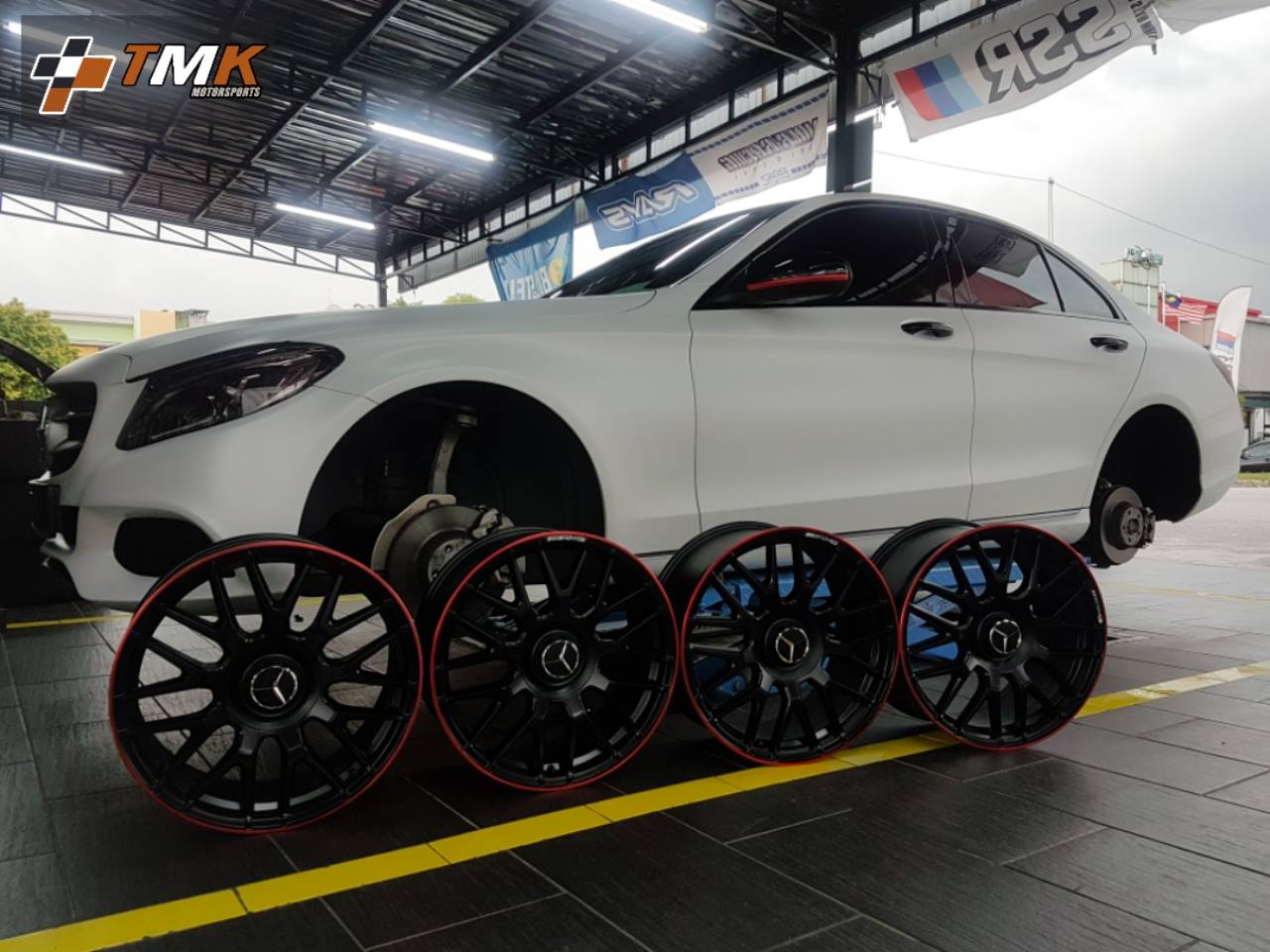 ⚪⚪ Matt White Mercedes-Benz... - TMK Motorsport bandar sunway