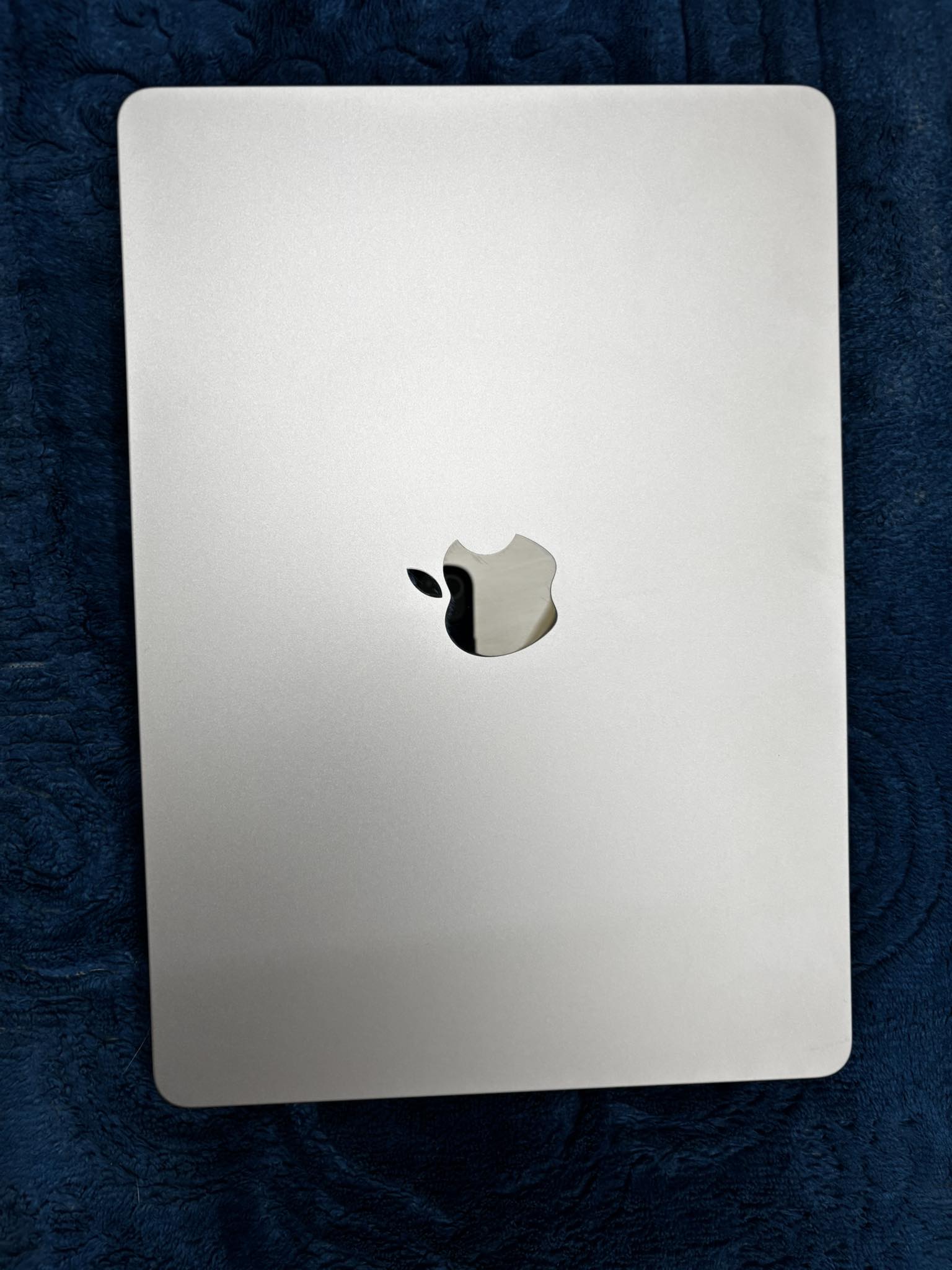 Mac Air m4 13 inch 16gb 256gb Bh 100% 49cc Price 455000