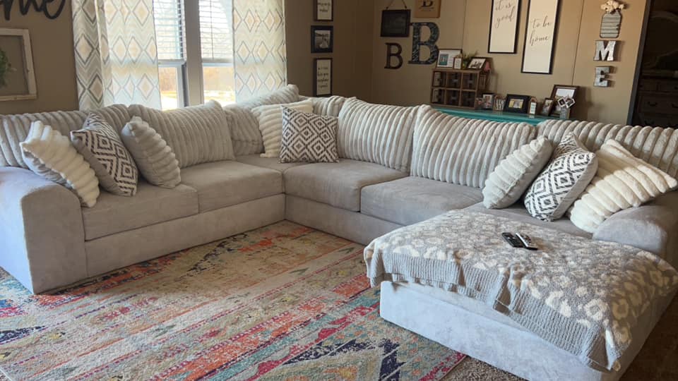 Couch+Co. - 🚨PSA🚨 THE Couch+Co. NEW LOCATION IS OPEN!!!... | Facebook