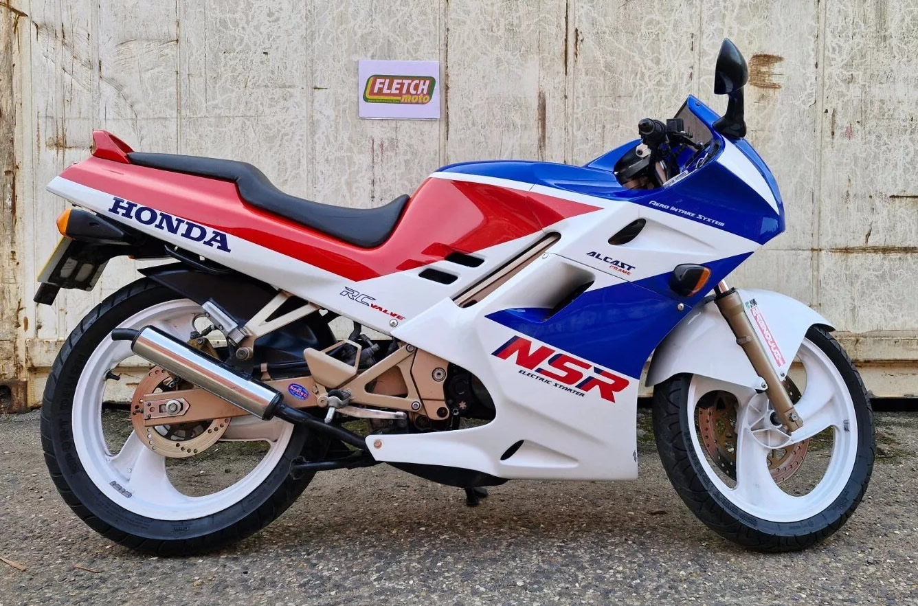 Ad - 2004 Honda NSR125 JC22 'Foxeye' - Always thought these looked