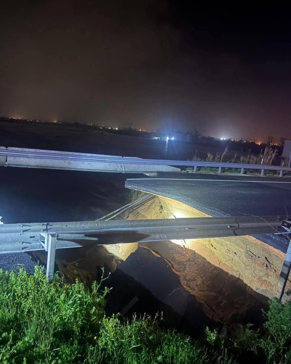 🔴 ÚLTIMA HORA ⚠️ A A1 ruiu... - Rádio Douro Nacional - Lamego | Facebook