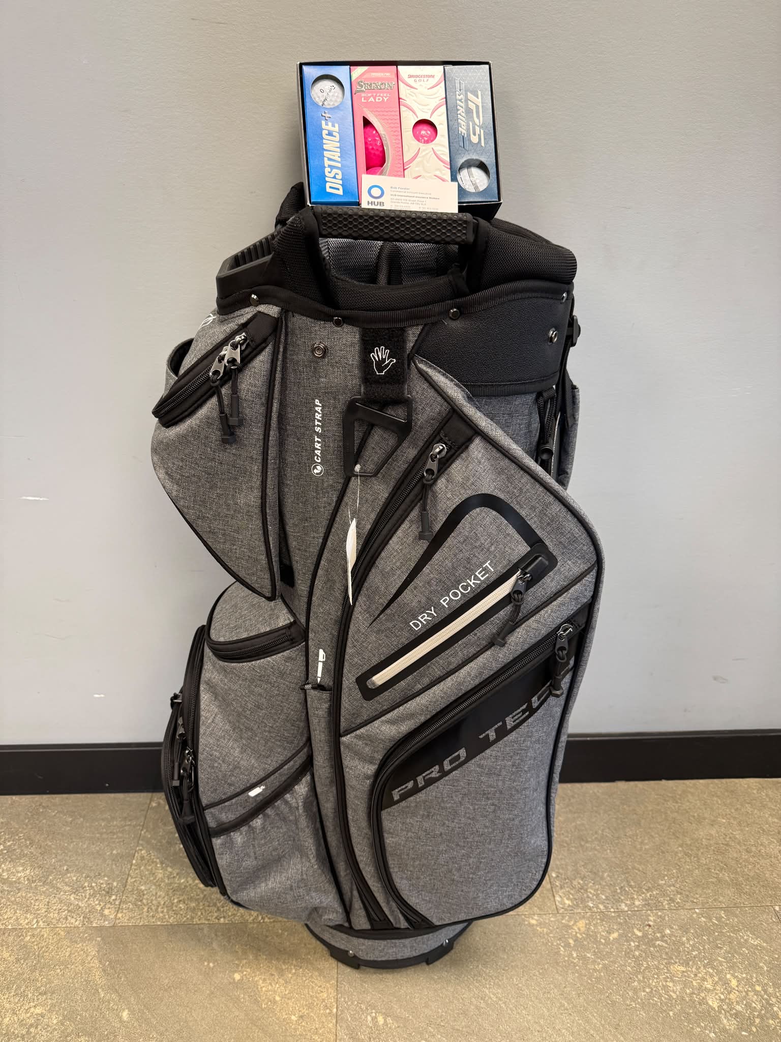 Thank you @kyle_lowry7 @customsevens for this incredible golf bag