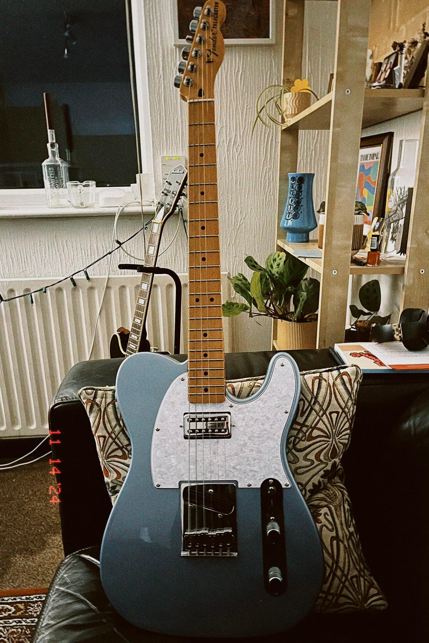 Metallic blue Telecaster with Seymour Duncan mini JB and Cat P90