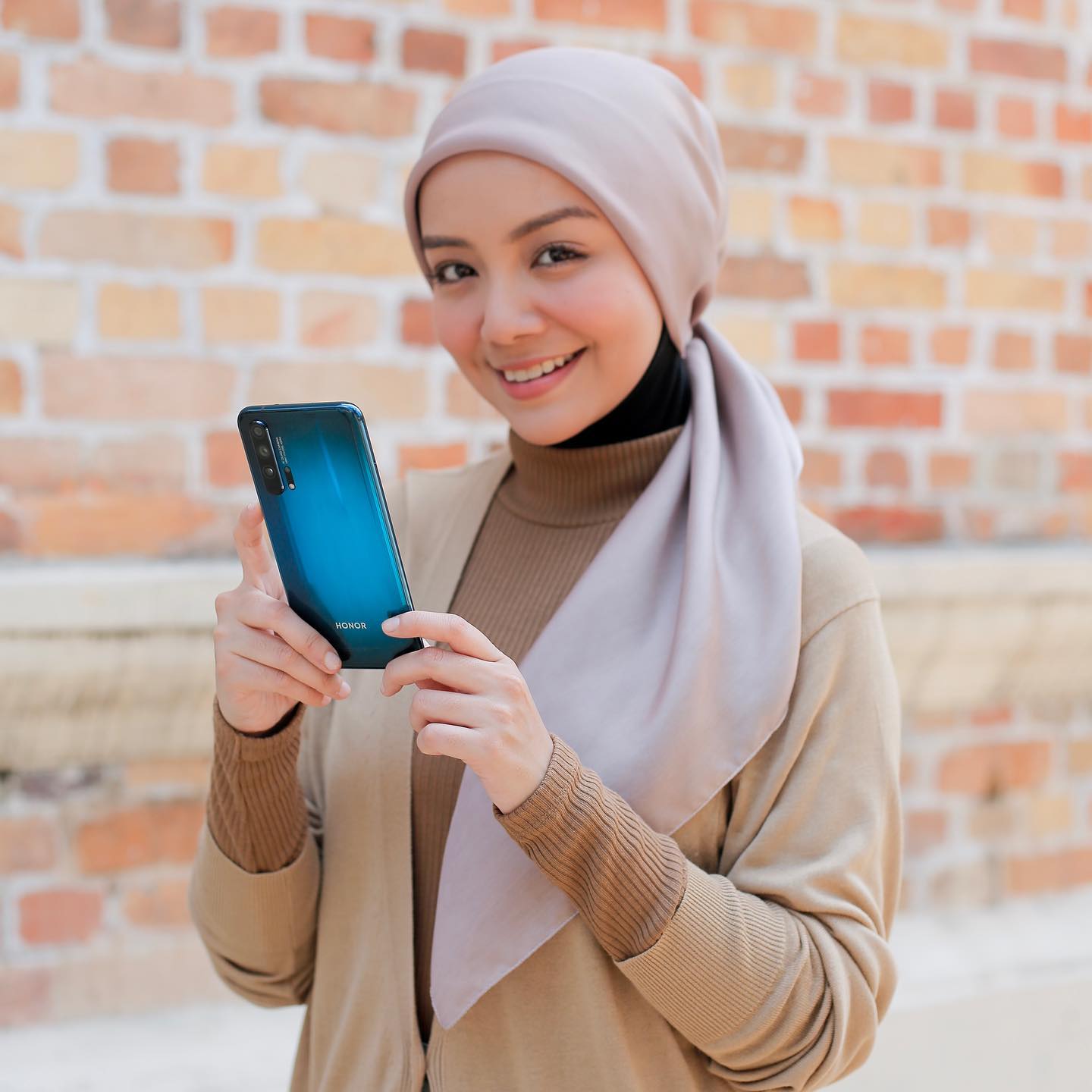 Mira Filzah Wuuuuuuuuu Cantiknya Colour Honor 20 Pro Yg Facebook