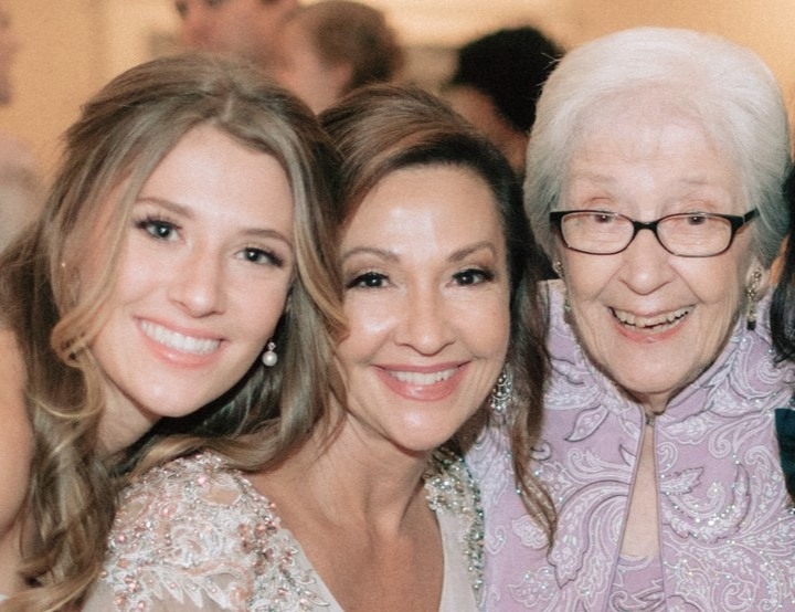 This morning, our beautiful mom passed... - Laura Thornquist | Facebook