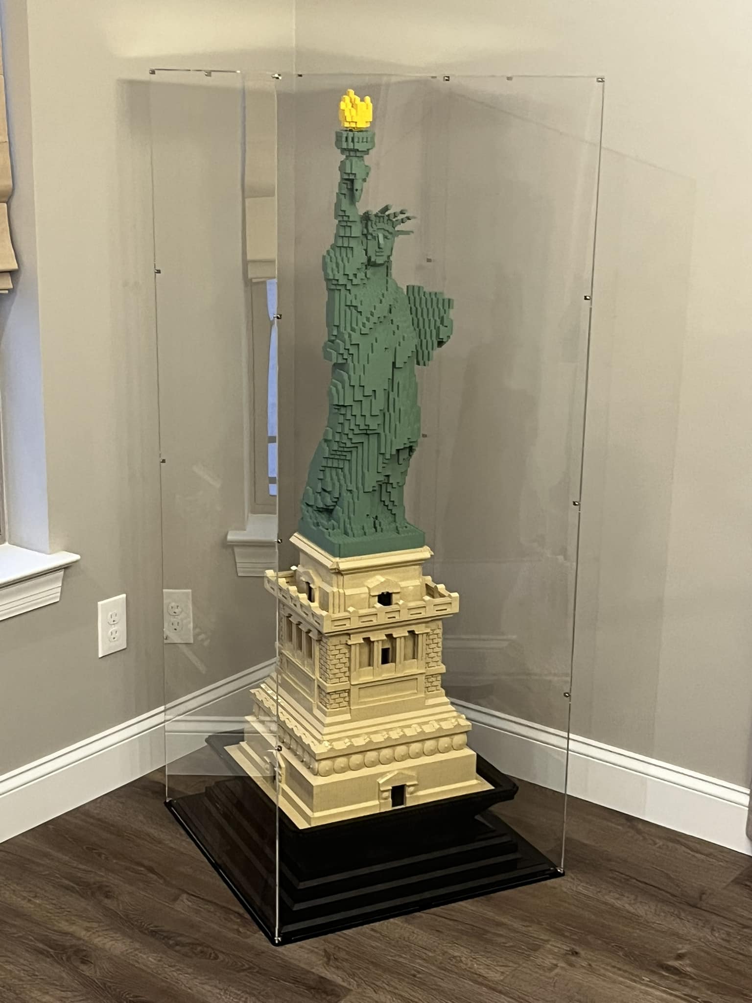 Building a Pedestal for a LEGO Set