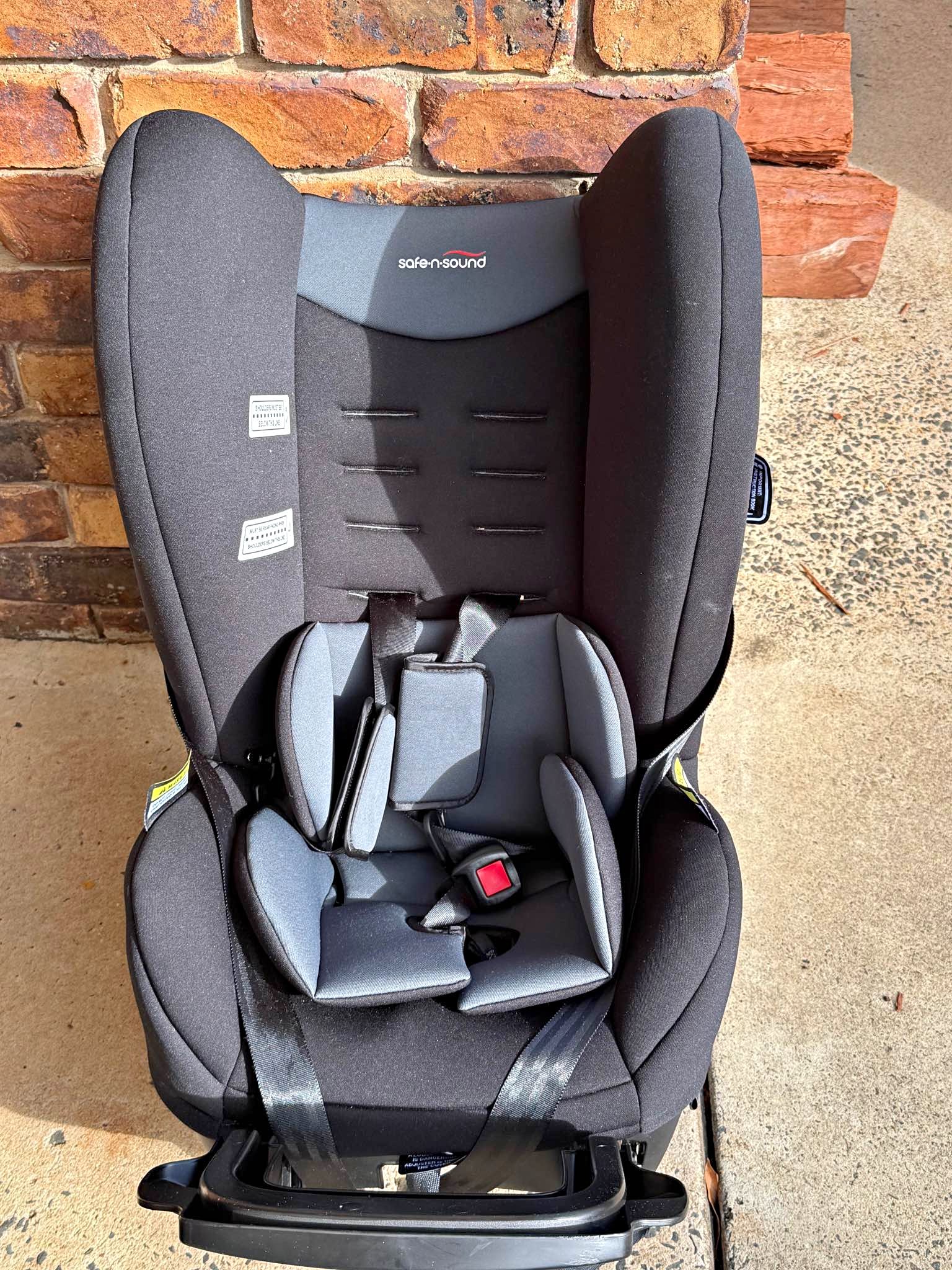 stokke bed sleepi Mini Bundle with Mattress V3 Patagonia Black Hole Mini wipeable highchair like environment Size:1/6 oz. / #1