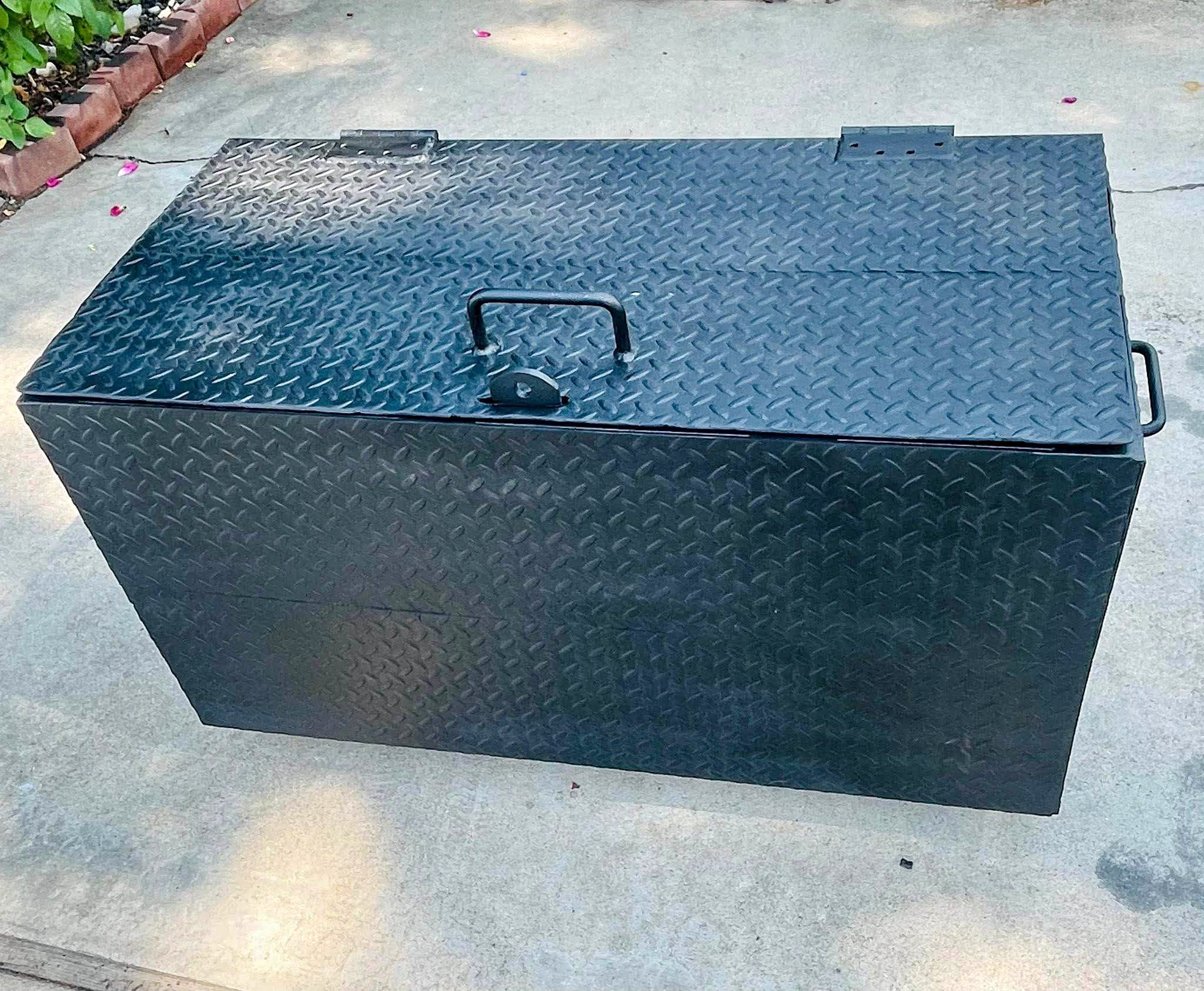 Heavy Duty Steel Box - Lockable - Tool Boxes, Belts & Storage - Boise