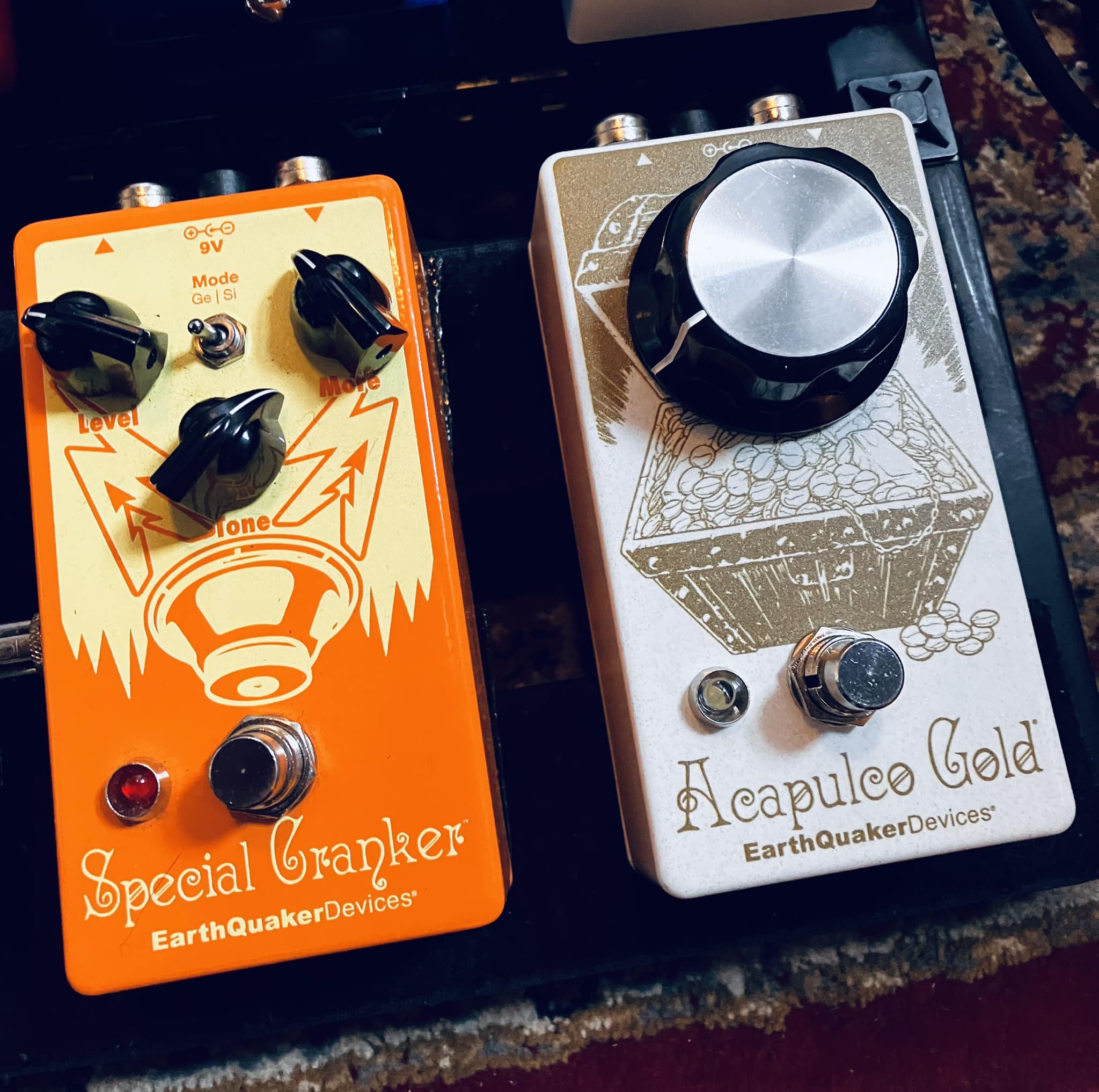 How does the Dam Sonic Titan compare to the Acapulco Gold?