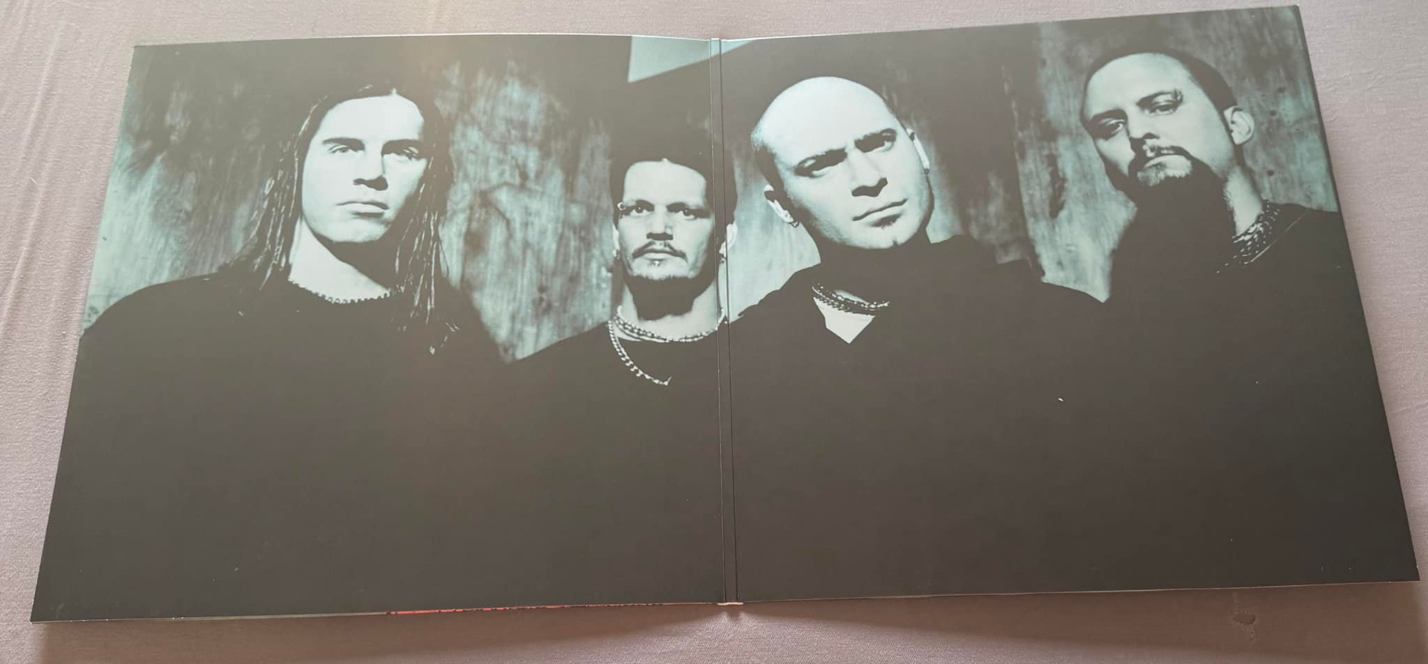 Disturbed – The Sickness (25th Anniversary Edition) Limited Green Vinyl LP
