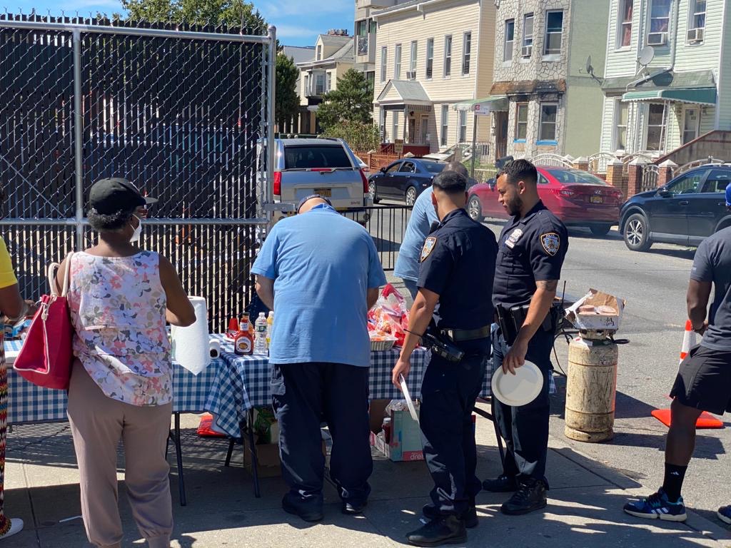 📸 from yesterday's BBQ at the... - NYPD 67th Precinct