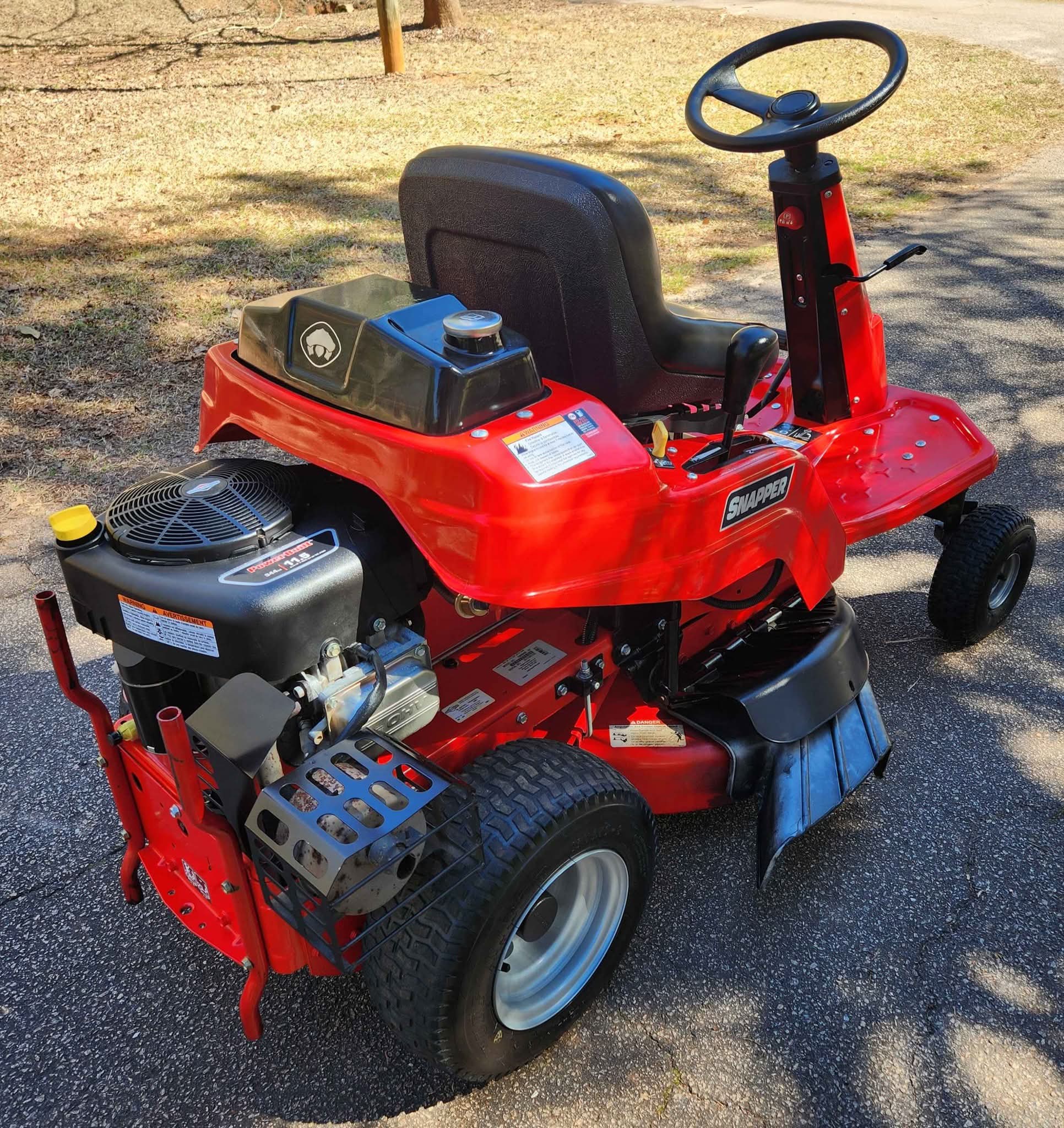 Beautiful shape Snapper RE110 rear engine rider w/convertible deck ...