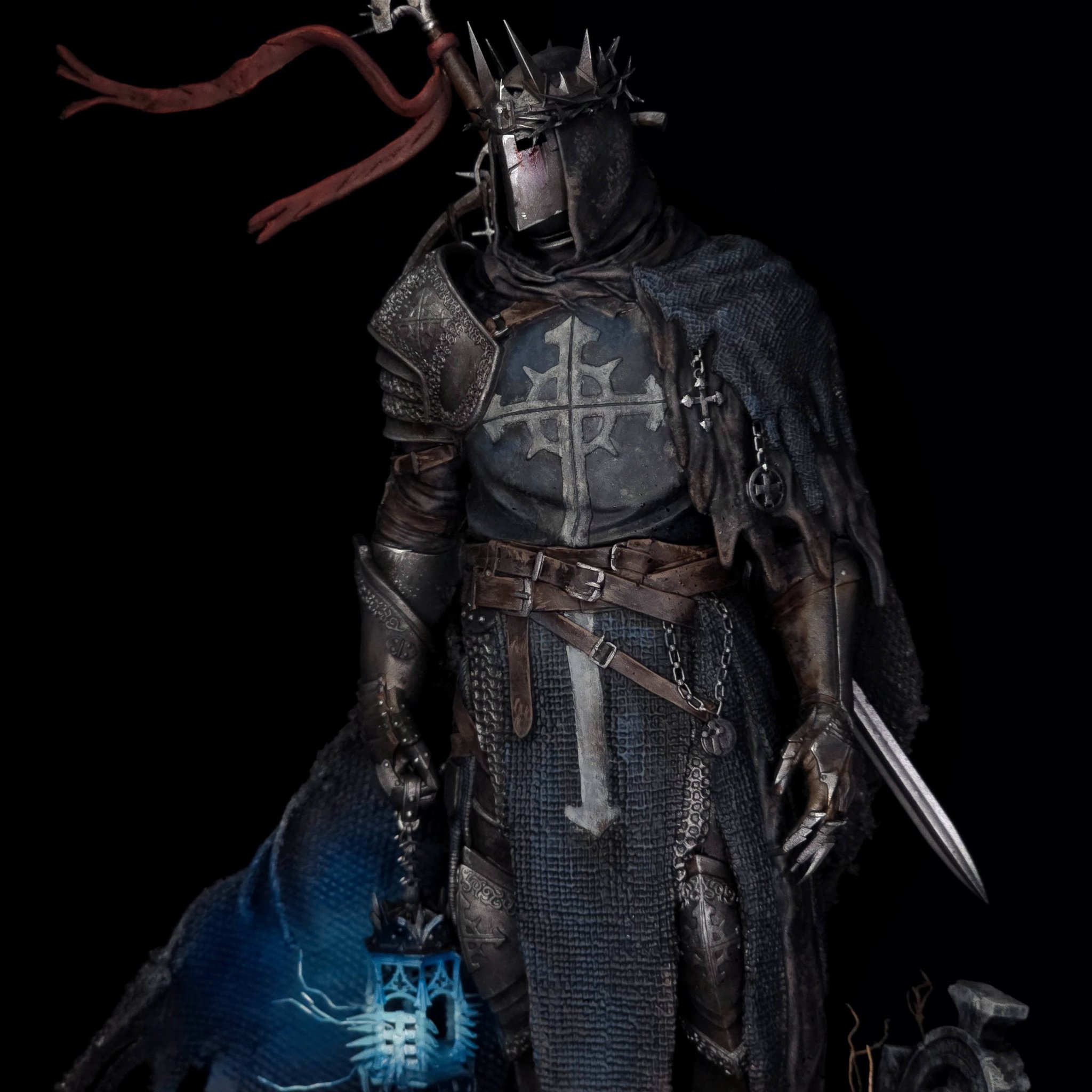 More pictures of the Dark Crusader