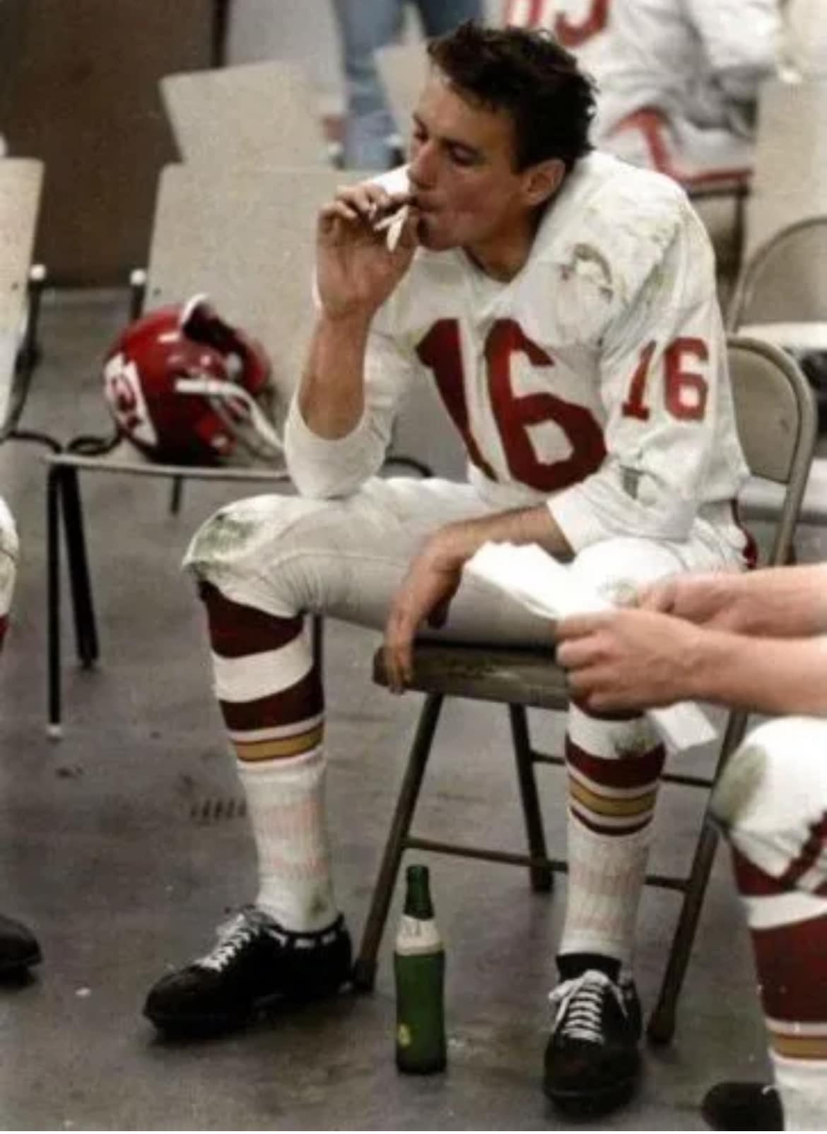 This is one of my favorite sports photos of all time. Kansas City  quarterback, Len Dawson, enjoying a smoke and a Fresca during the halftime  of the very first Super Bowl. The