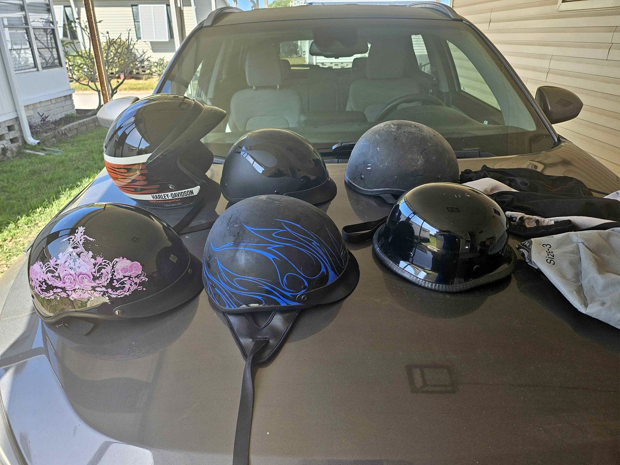 buy used motorcycle helmet 34653 Cover - Elephant New and used Motorcycle Helmets