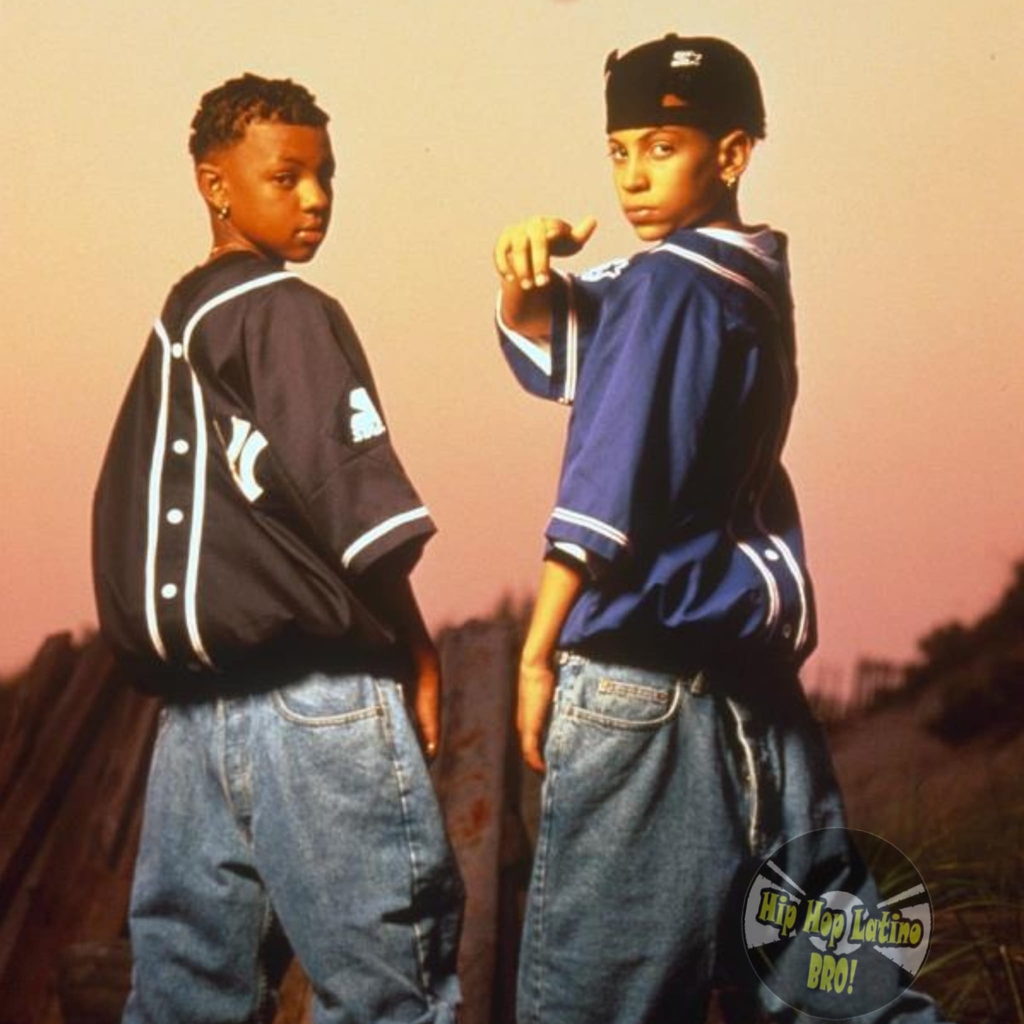 El estilo de usar la ropa al revés en... - Hip Hop Latino Bro | Facebook