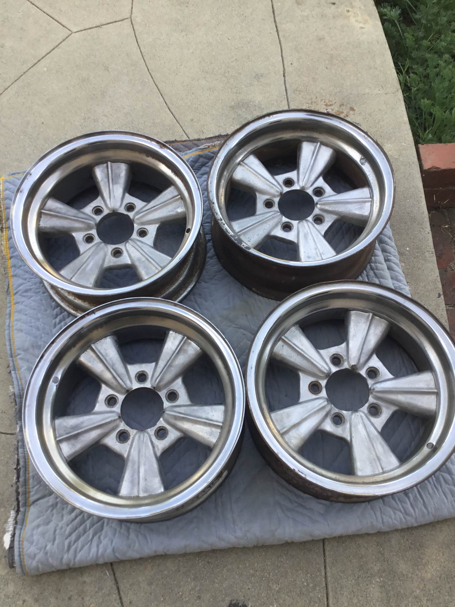 Rader , Radar mid 60s wheels 14s - Car Wheels, Tires & Parts - Los ...