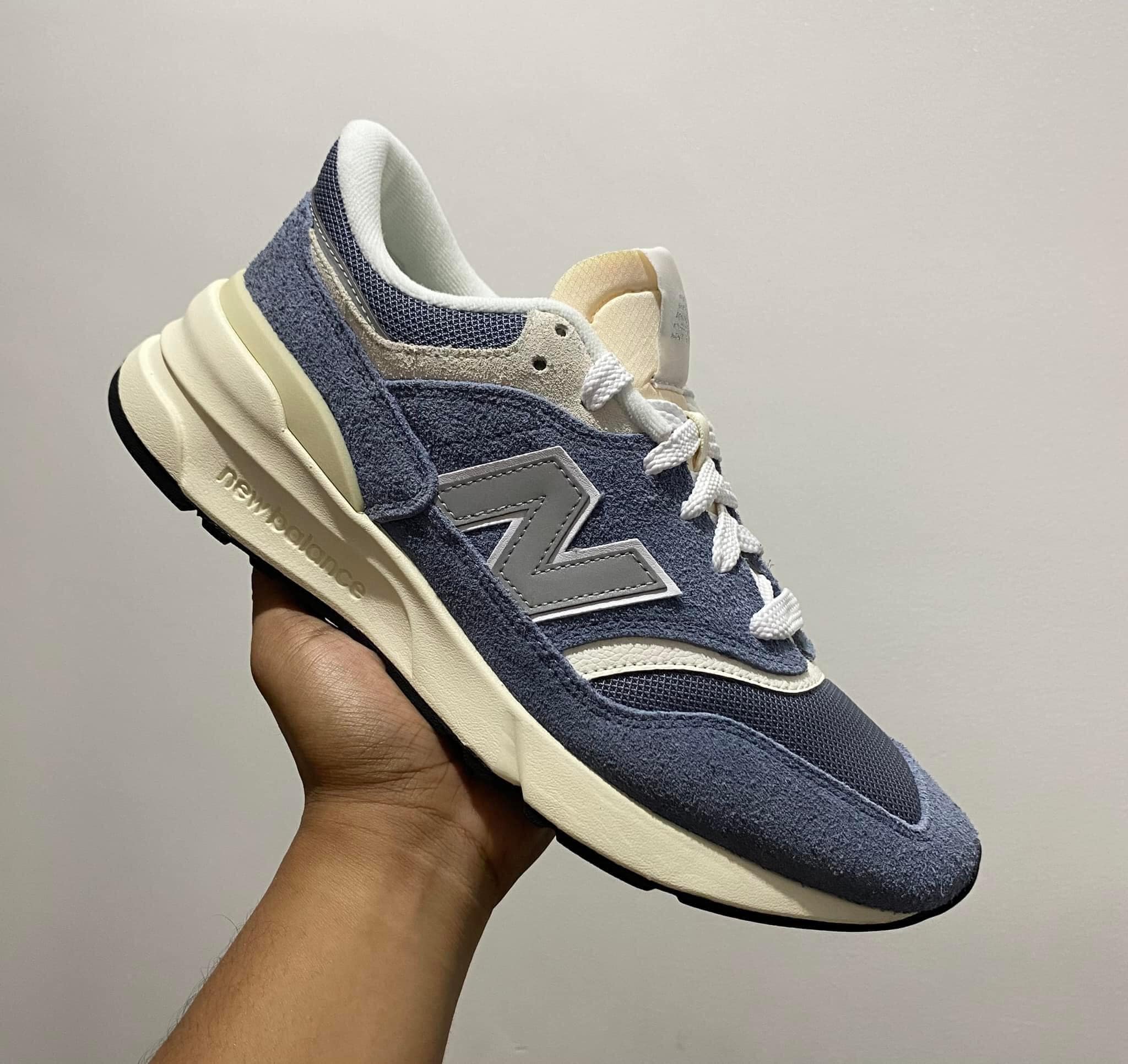 LF New Balance 1080 v15 Colorway: Sea salt with blue oyster