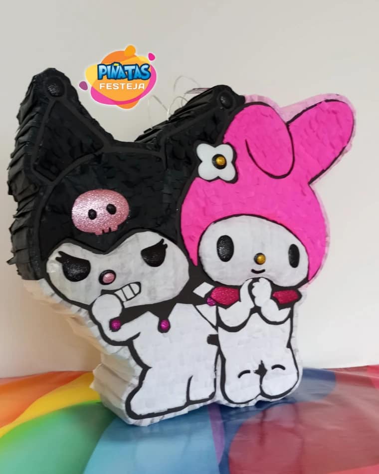 Piñata My Melody y Kuromi de... - Piñatas Festeja Costa Rica