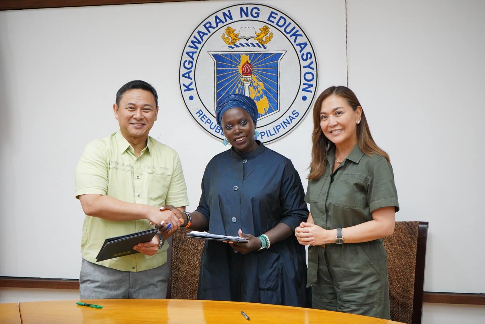 PTV - WOMEN CAN CODE! 🧑‍💻💅🇵🇭 NEWS UPDATE: Nilagdaan ni...