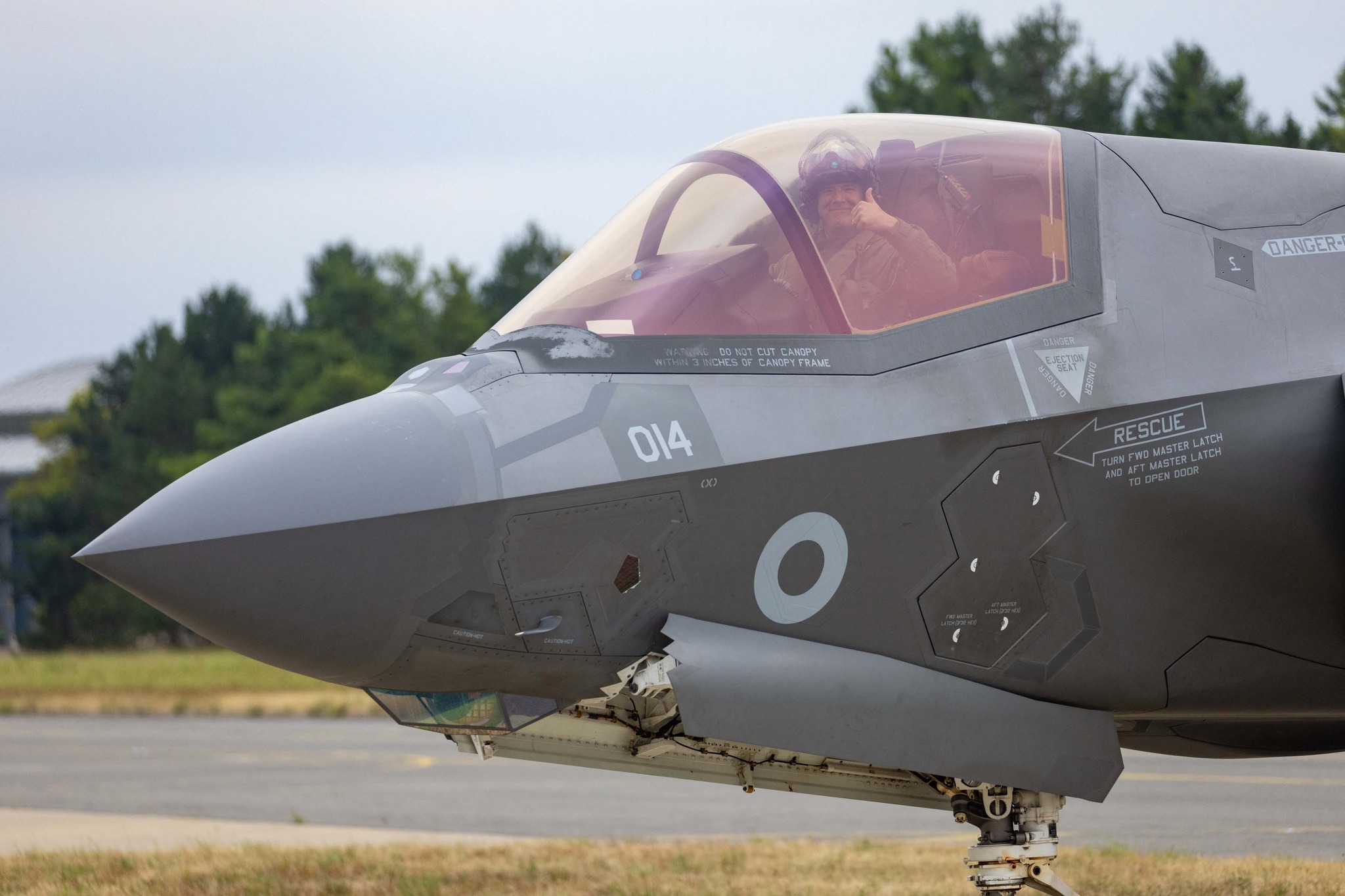 Royal - Green lightning.⚡ Royal Marine pilot Lt Col Mike Carty has made ...