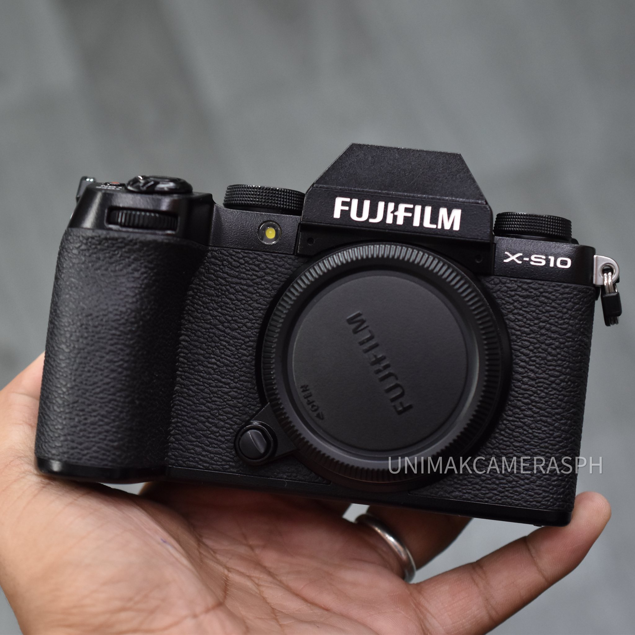 Fujifilm X-S10 Body Only