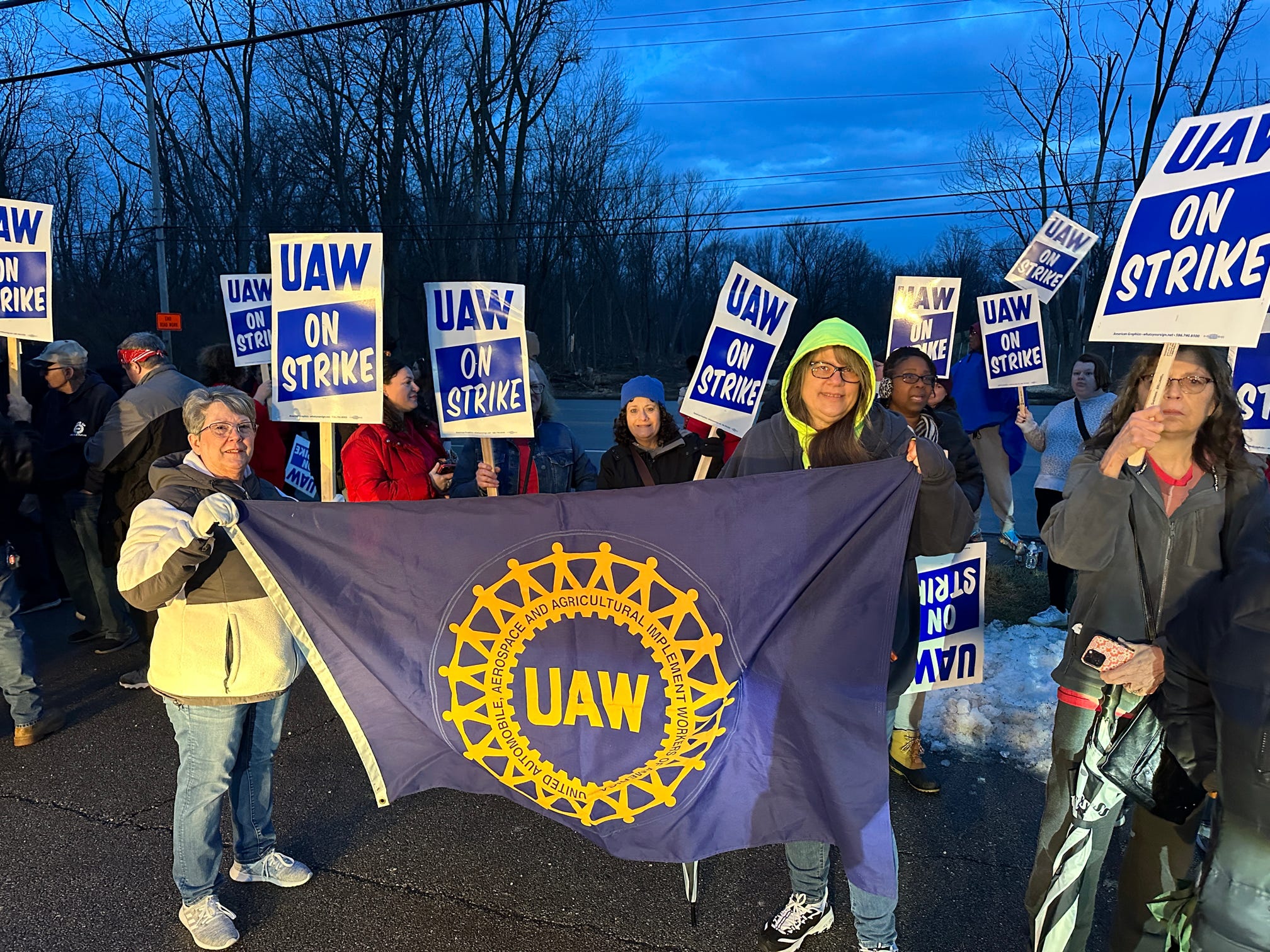 Time's up, Lorain County! LC... - UAW International Union | Facebook