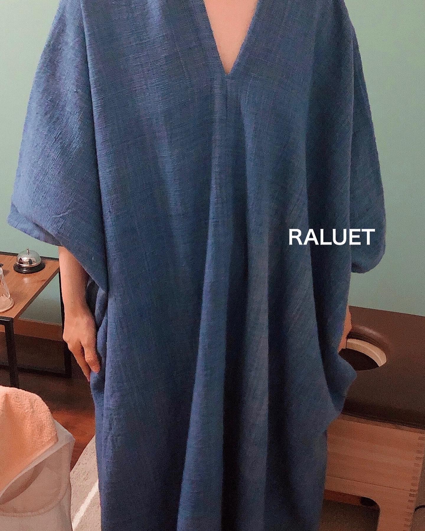 Raluet - bio-steam®️のラオスマント大人気✨ . ラオスの生地を藍染で 
