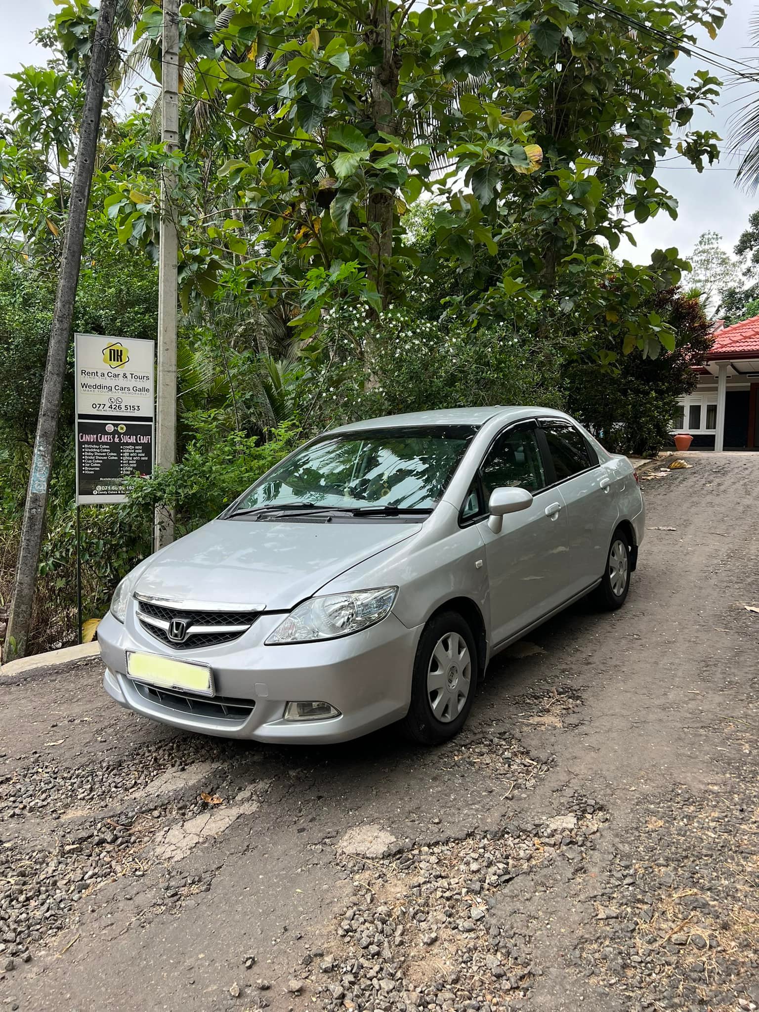 ON AIR ライト　-BLACK- Honda Fit Aria With or without Driver Call Us 077 426 5153