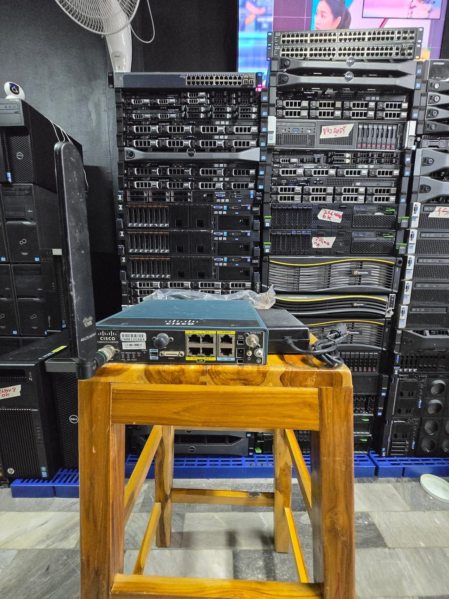 ปกรณ์ มีสันฐาน - Cisco 819-4G Router ขาย 2,300 บาท...