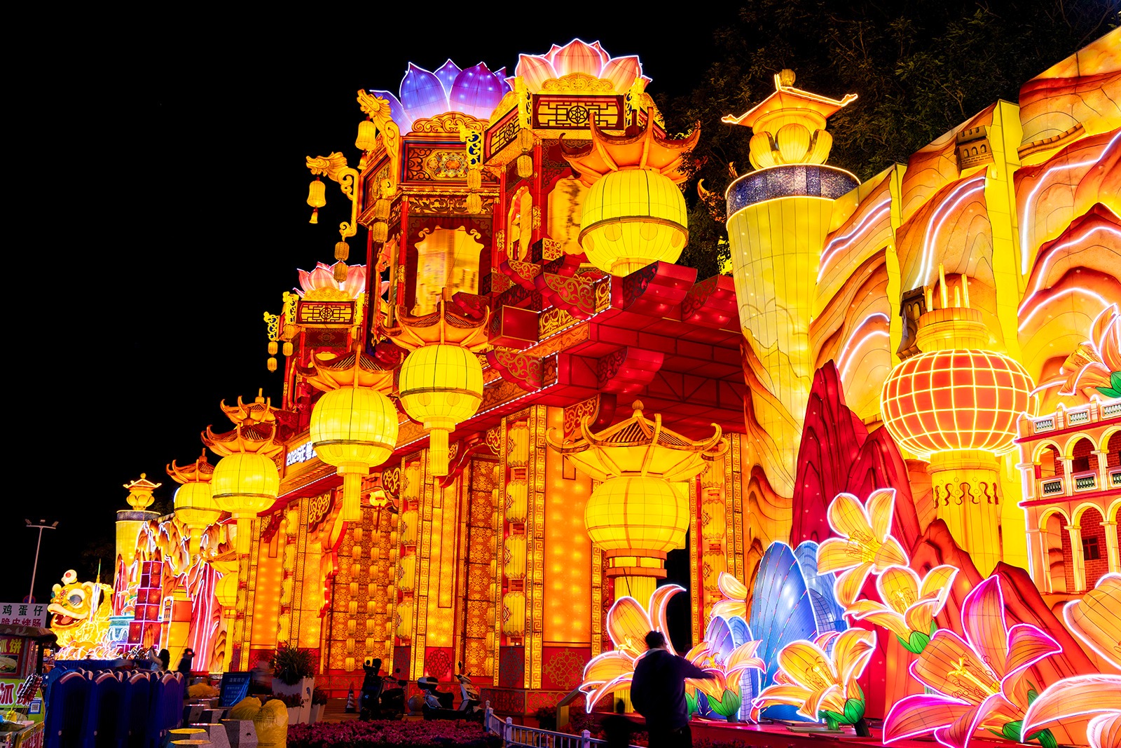 The 2025 Greater Bay Area Lantern... - China Plus Culture | Facebook