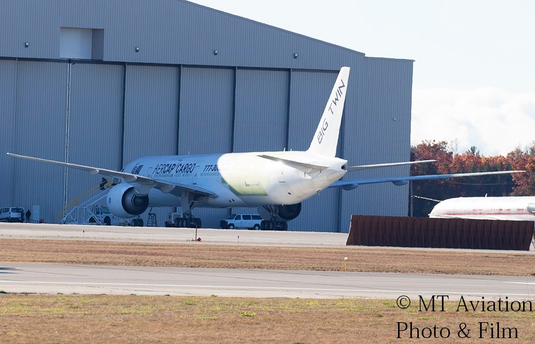 Kalitta Air's first 777-300ersf freighter arrives