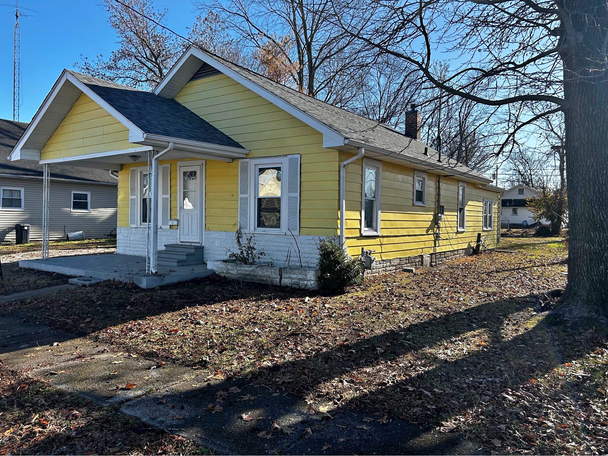 3 Beds 1 Bath - House - Property Rentals - West Frankfort, Illinois