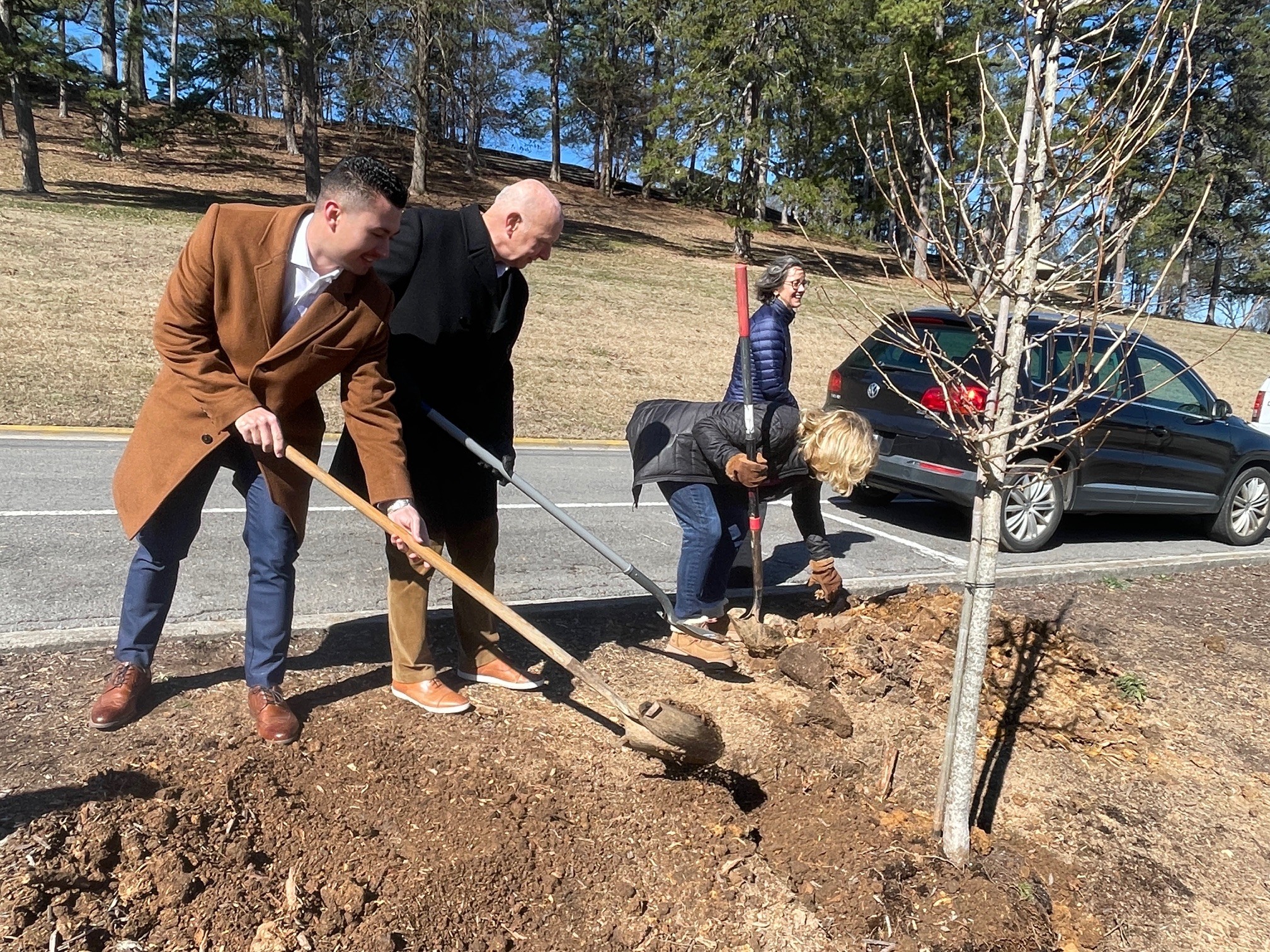 City - City Councilmembers Nicky Lama and Steve Farrow shovel dirt ...