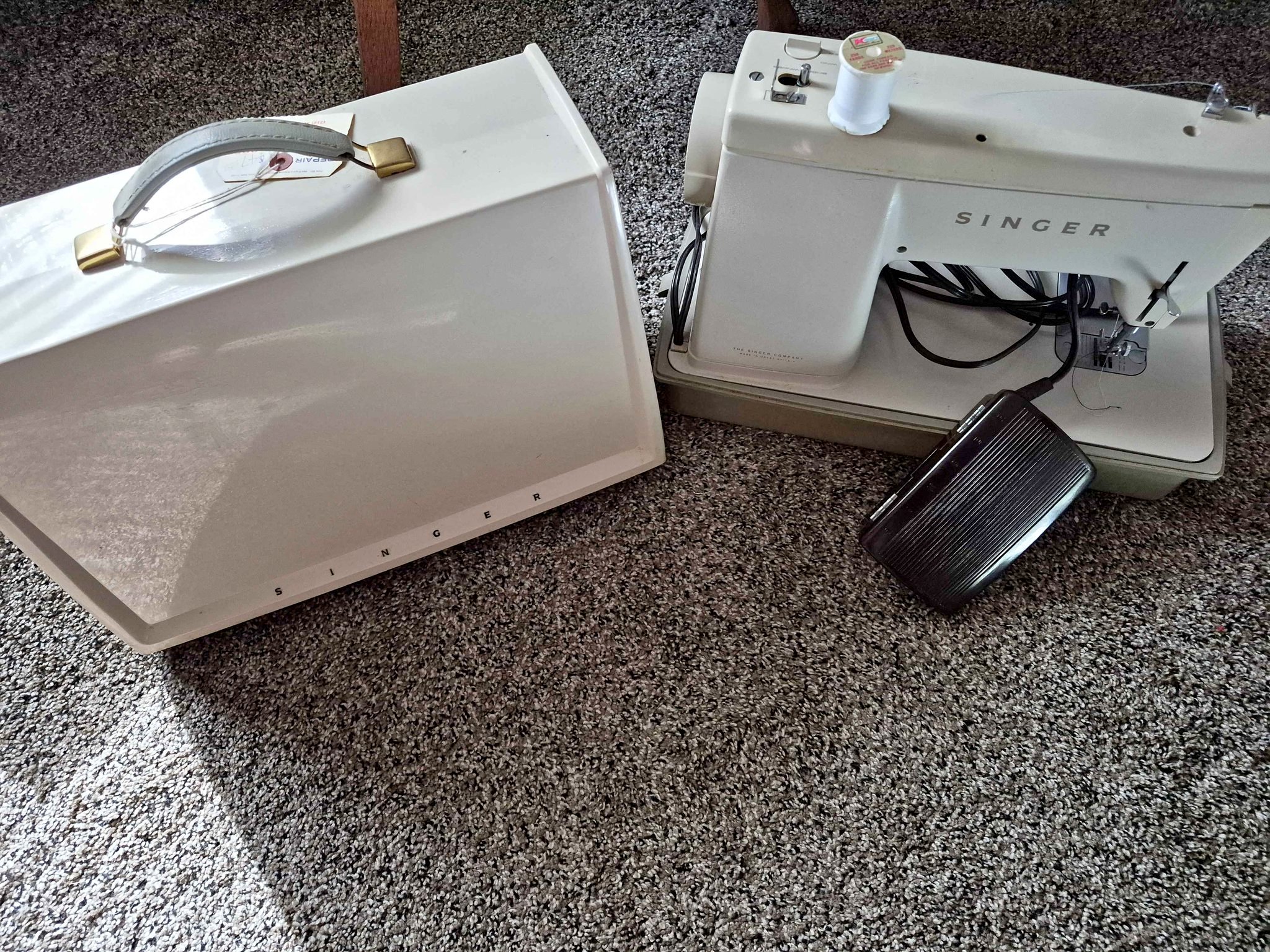 Hand Creek / electric sewing machine (singer replacement) - Sewing ...