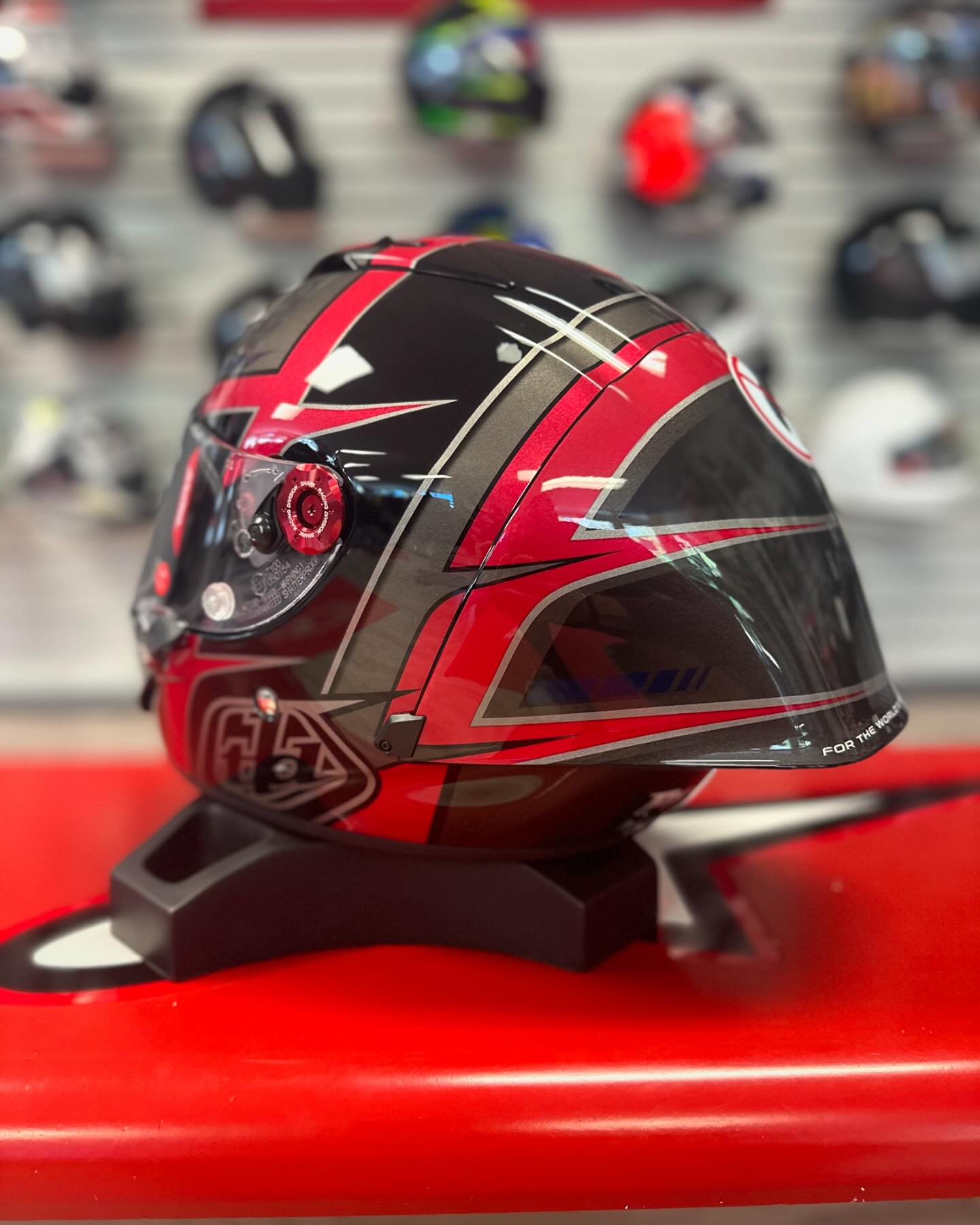 Hell yes! Shark Race-R Pro Carbon GP Cam Peterson Replica Helmet 