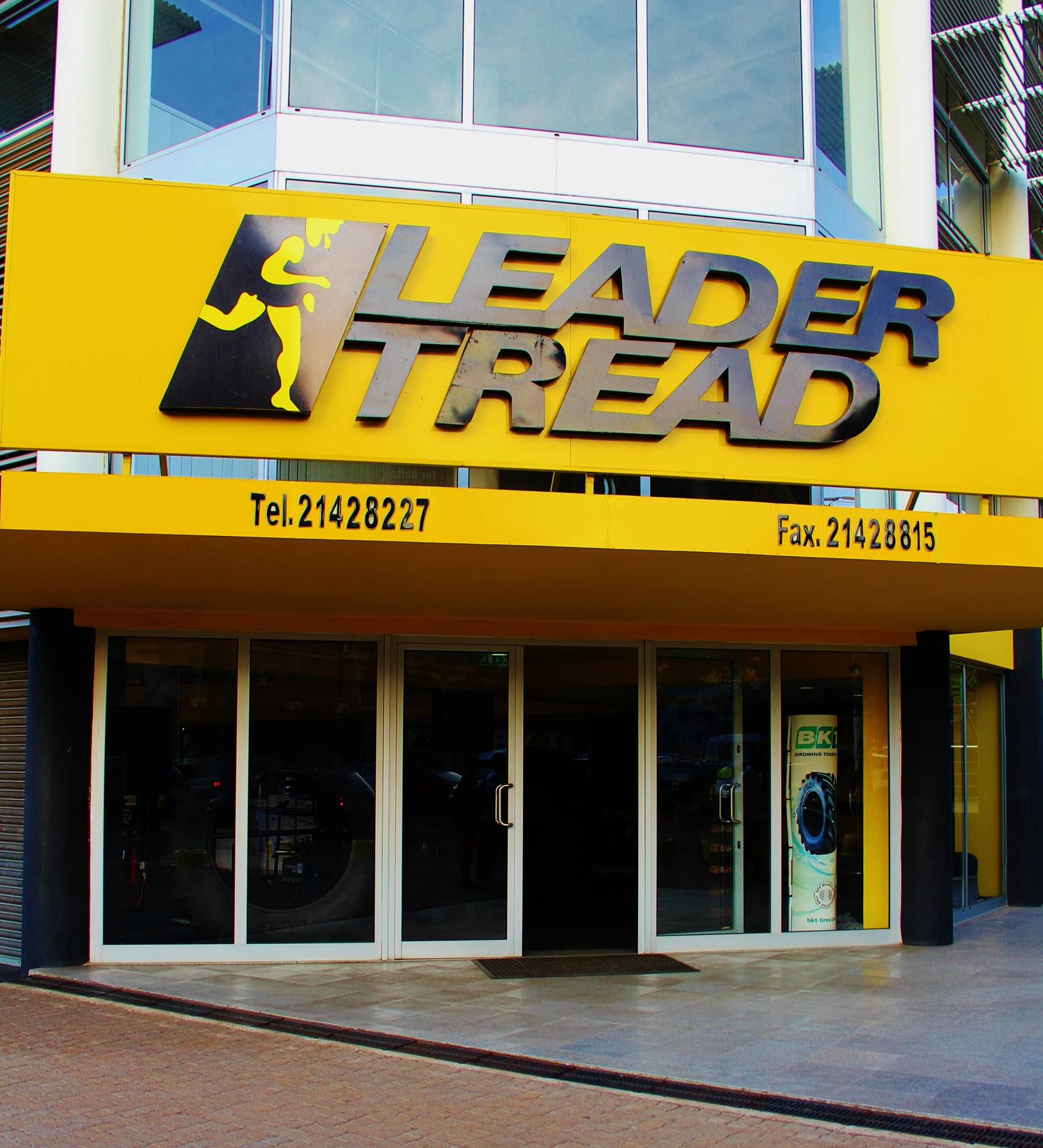 Leader Tread - Home