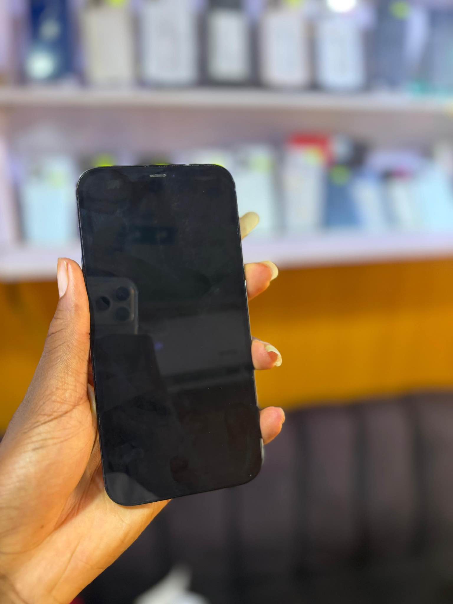 iPhone12ProMax128GBﾊﾟｼﾌｨｯｸﾌﾞﾙｰSIMﾌﾘｰ Amazon.com: Apple iPhone 12 
