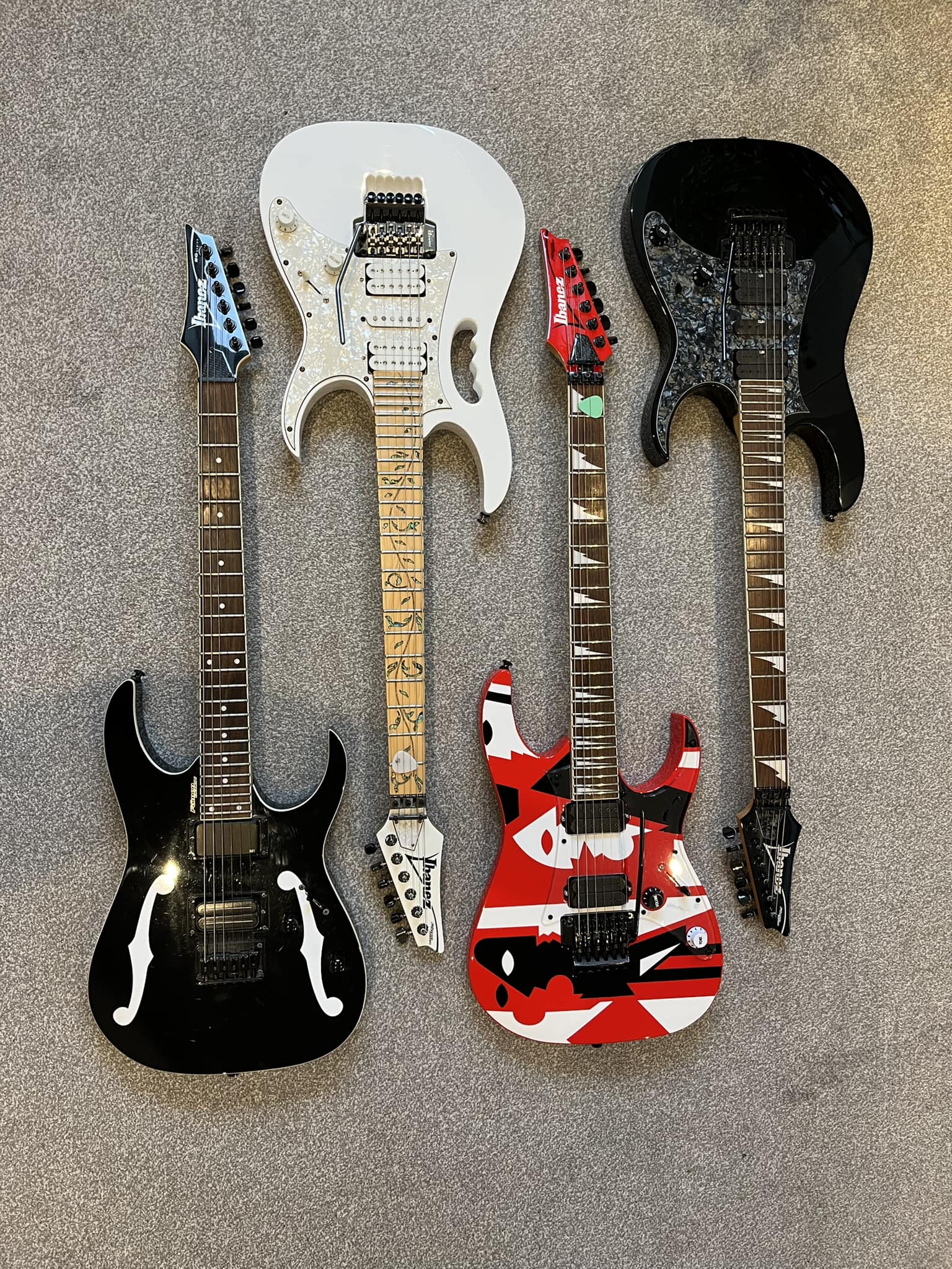 We need more cool reverse headstock j customs. Ibanez jcrg8620